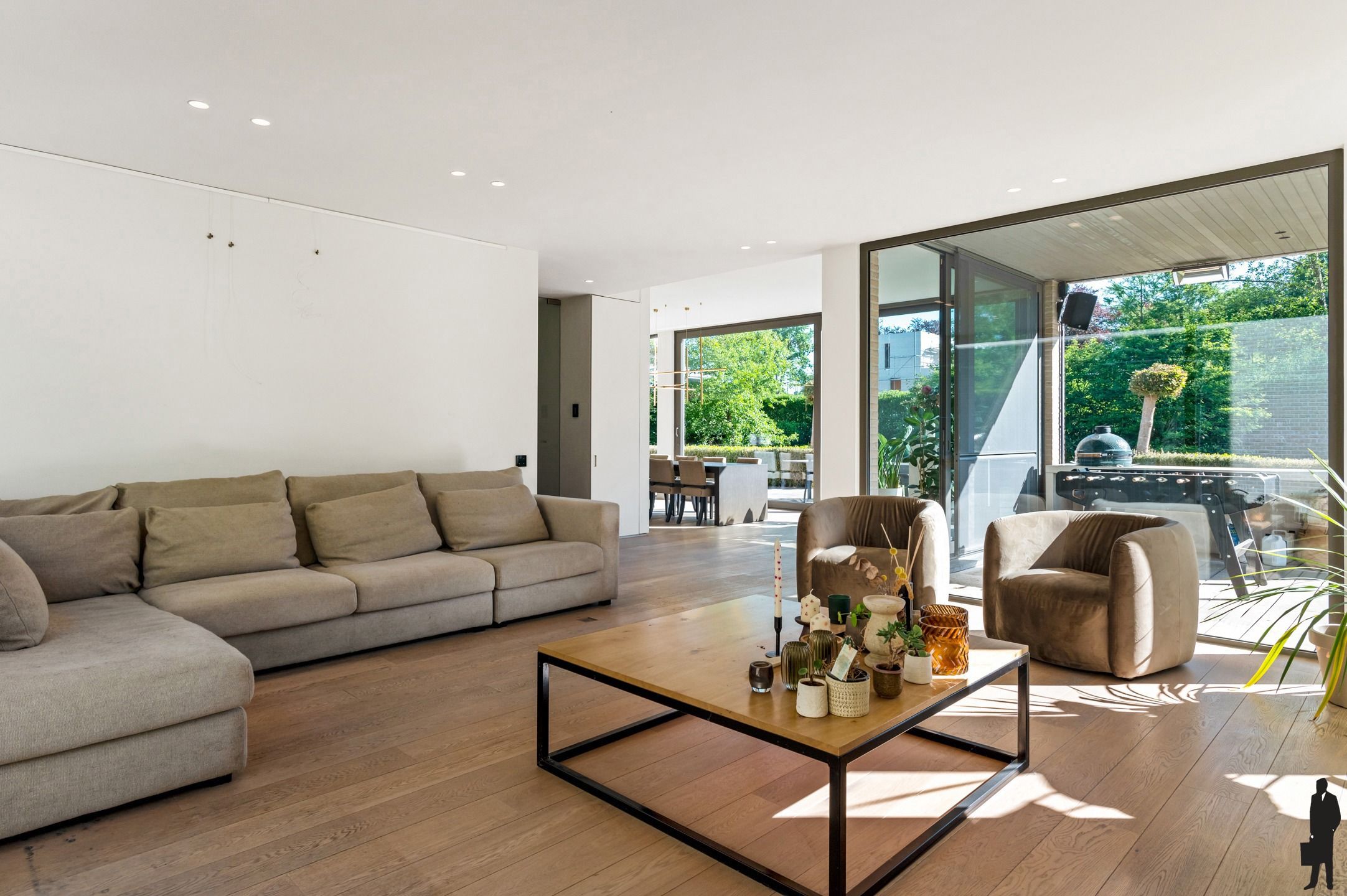 Luxueuze villa te koop in doodlopende straat foto 11