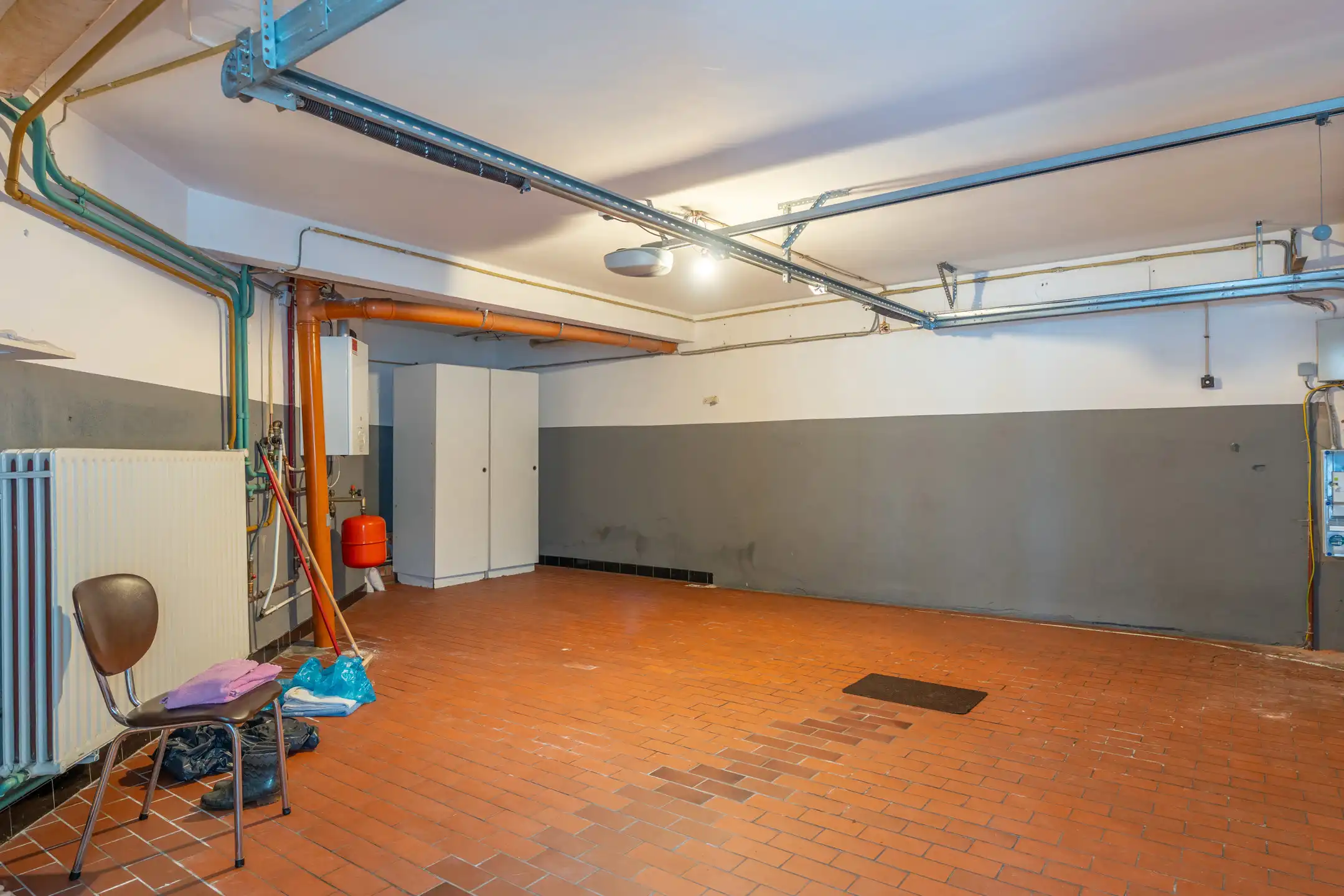 Te renoveren woning mét 1 slpk en garage op toplocatie te Turnhout  foto 6