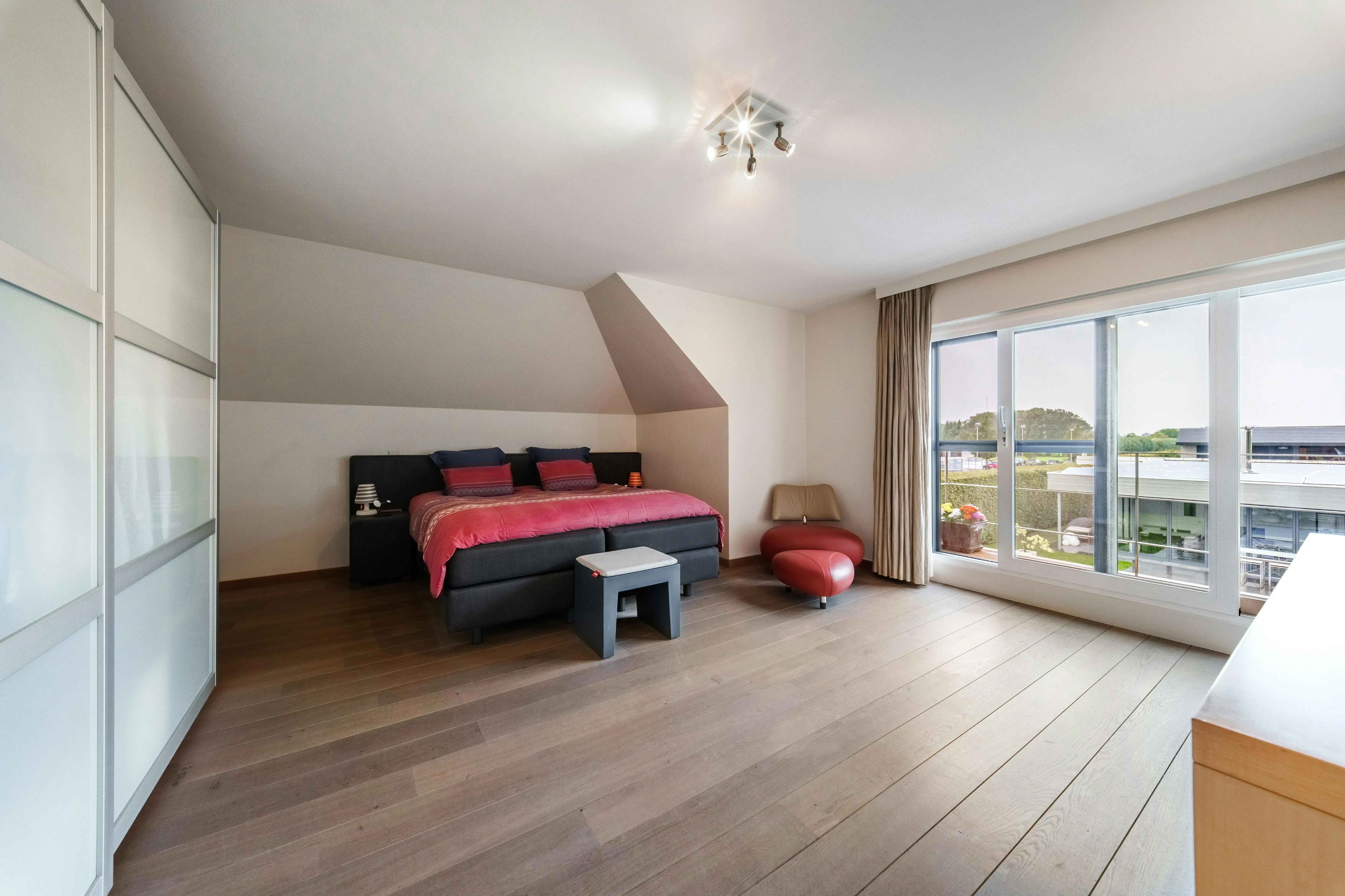Hoogwaardig afgewerkte villa op toplocatie  foto 33