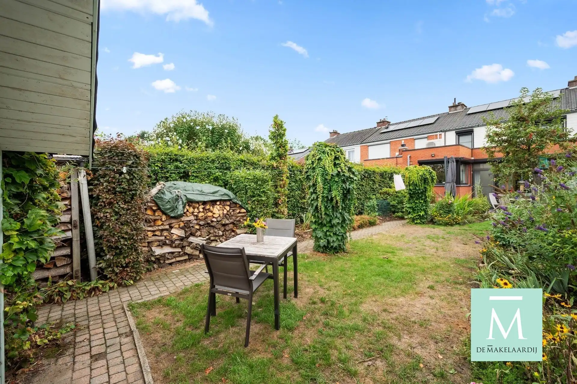 Volledig gerenoveerde woning met aangename tuin  foto 25