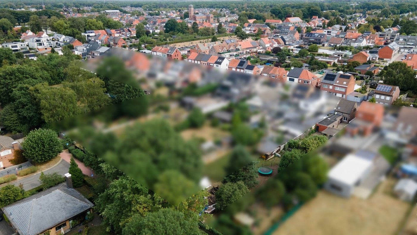 Te renoveren, vrijstaande woning met 2 slpk., oprit en diepe tuin foto 30