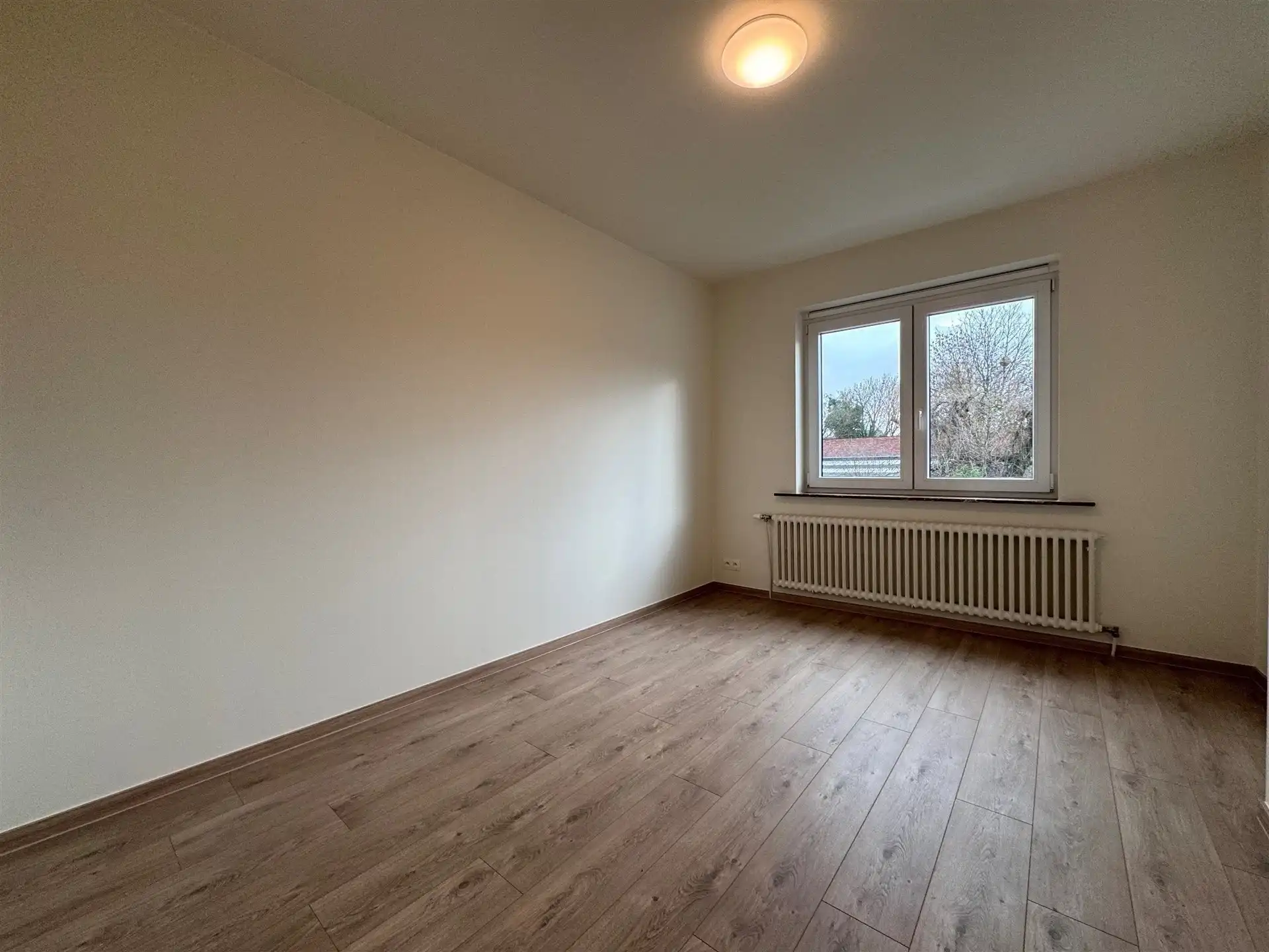Energiezuinige woning met 3 slaapkamers, tuin en parkeerplaats foto 16
