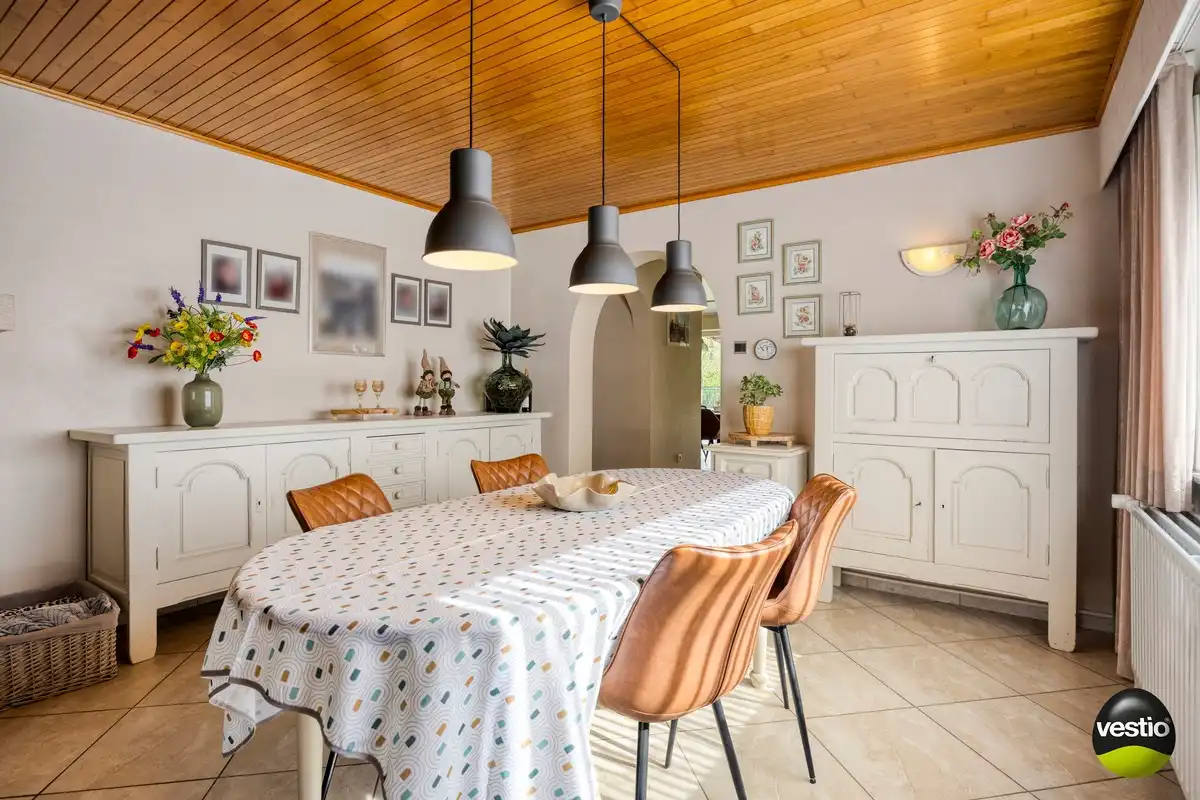 Gezinswoning met 3 slaapkamers, bureau en energiezuinige voorzieningen op toplocatie in Heusden-Zolder foto 7