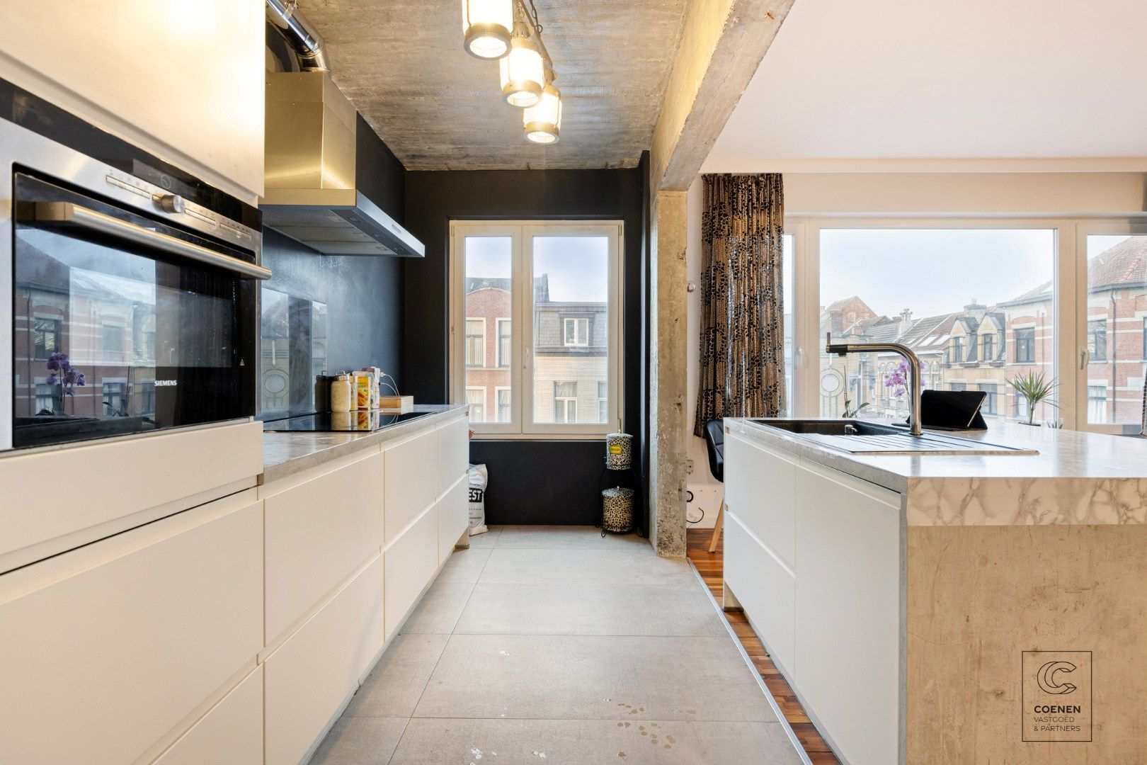 Gerenoveerd appartement van 85 m² te Borgerhout! foto 3