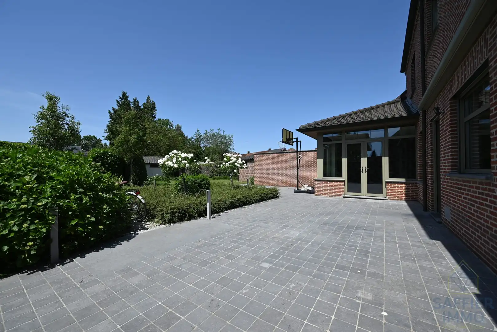 Te huur – Ruime gezinswoning met zonnige tuin in het hart van Ingelmunster foto 9