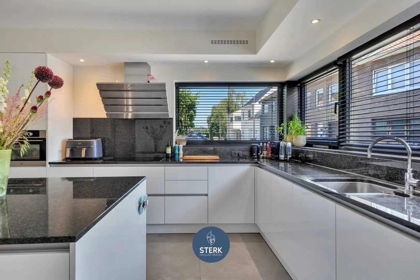 EIGENTIJDSE WONING (EPC LABEL A) MET MAASTRICHT BINNEN HANDBEREIK !  foto 12