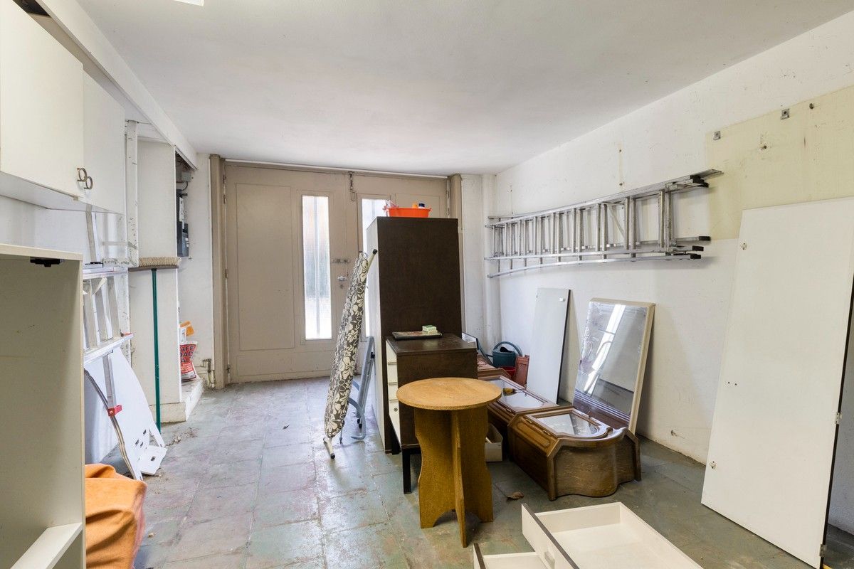 Energiezuinig bel-etage woning met zonnige tuin nabij het Sint-Pietersstation foto 17