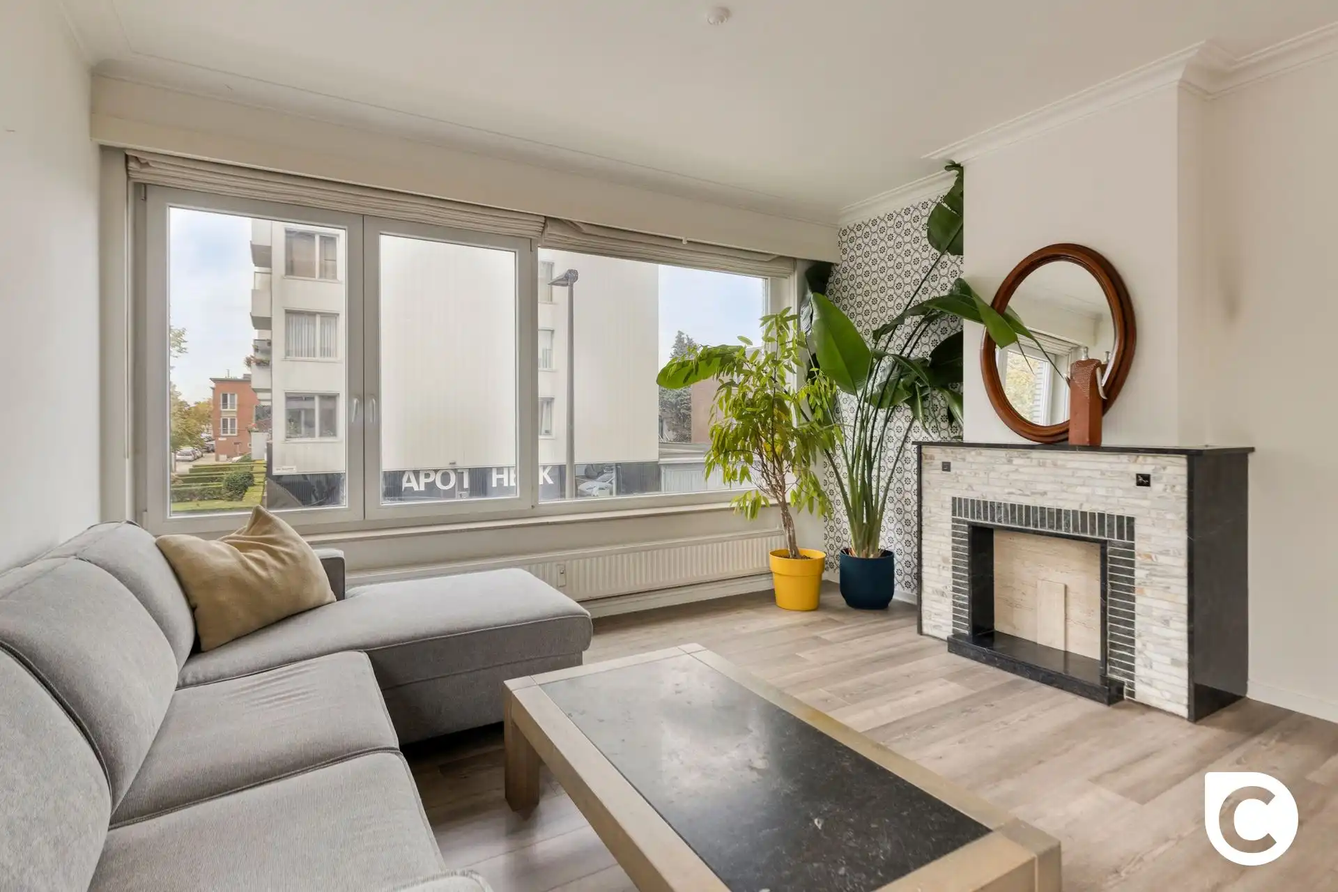 Appartement : 2 slk + T  foto 3