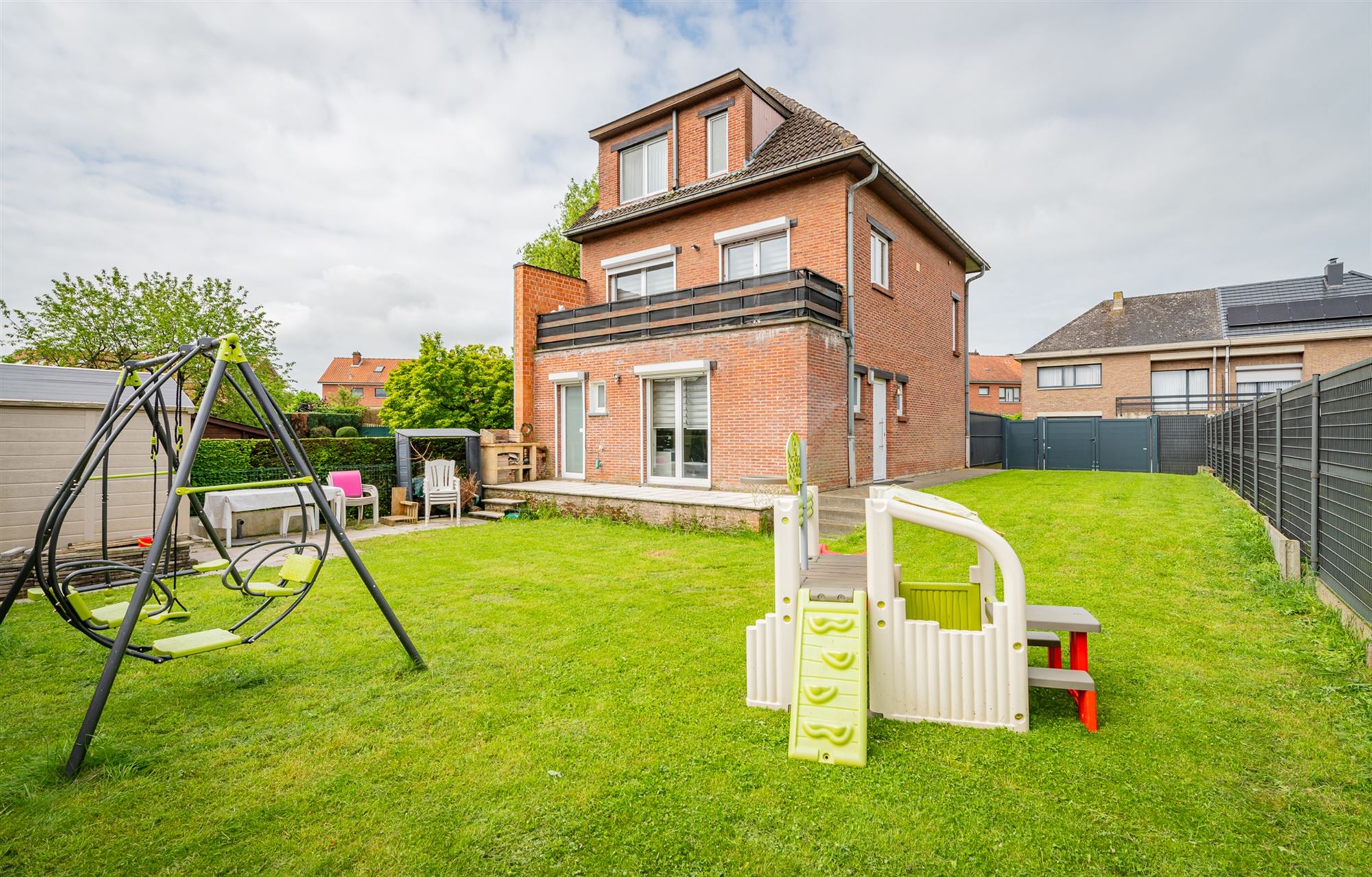 Gerenoveerde 4-gevel woning te koop  foto 27