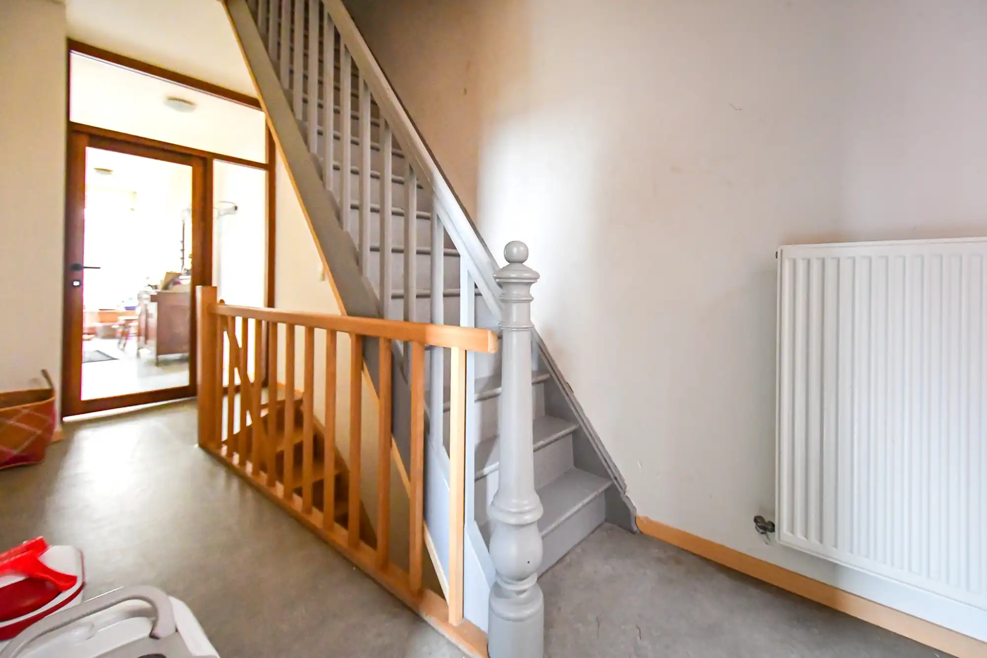 Handelsgelijkvloers en appartement  in centrum Oedelem foto 9