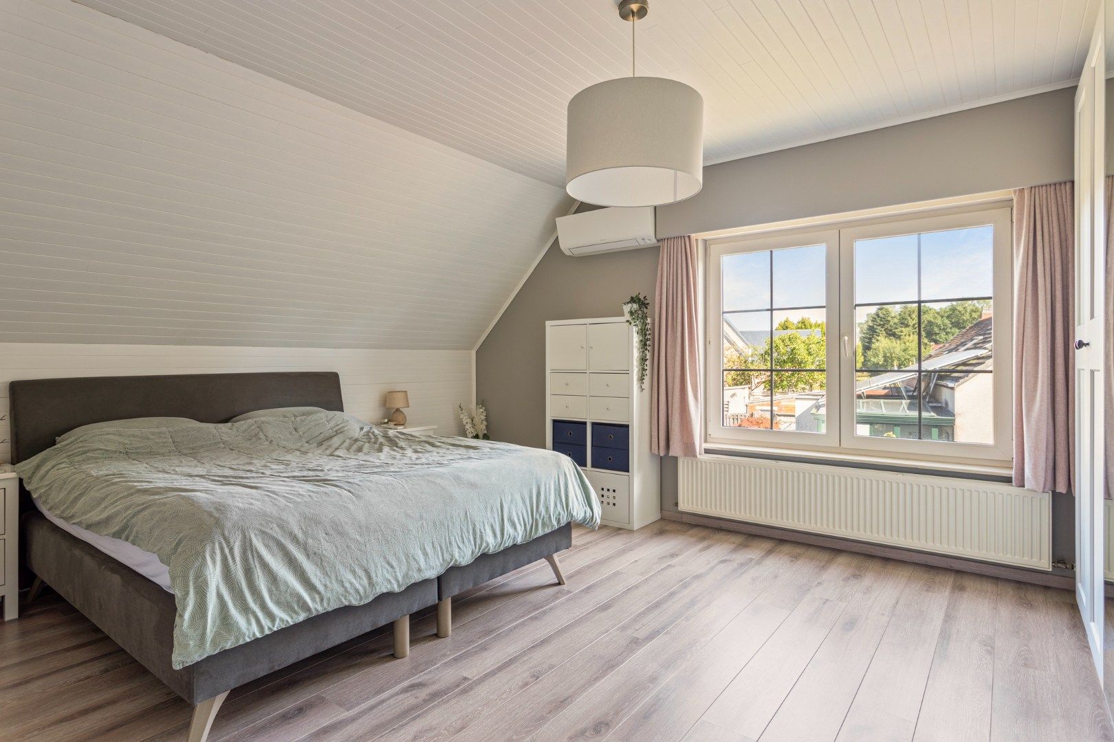 Instapklare woning met 3 ruime slaapkamers op 599 m² te OLV Olen ! foto 17