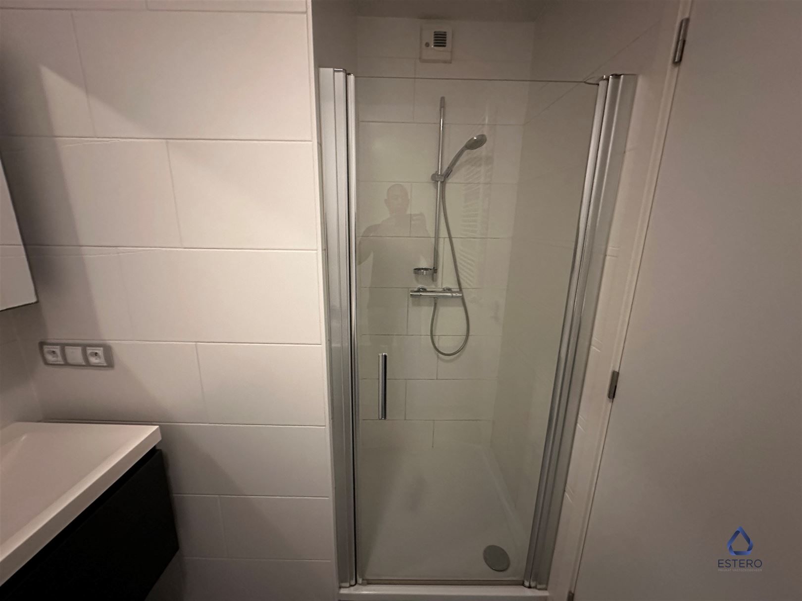 Ruim 2-slaapkamer appartement te Gent foto 16