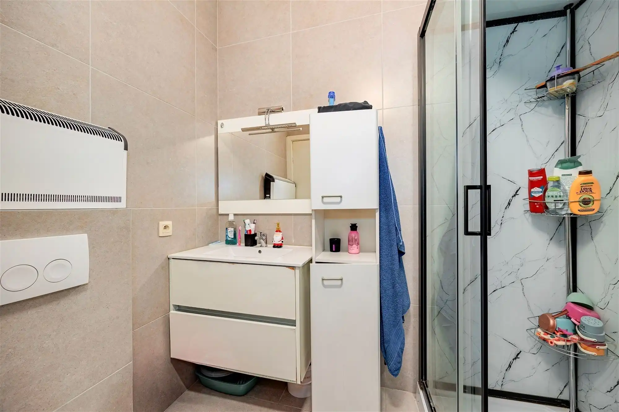 Licht hoekappartement met 1 slk aan het oude Gerechtsgebouw foto 9