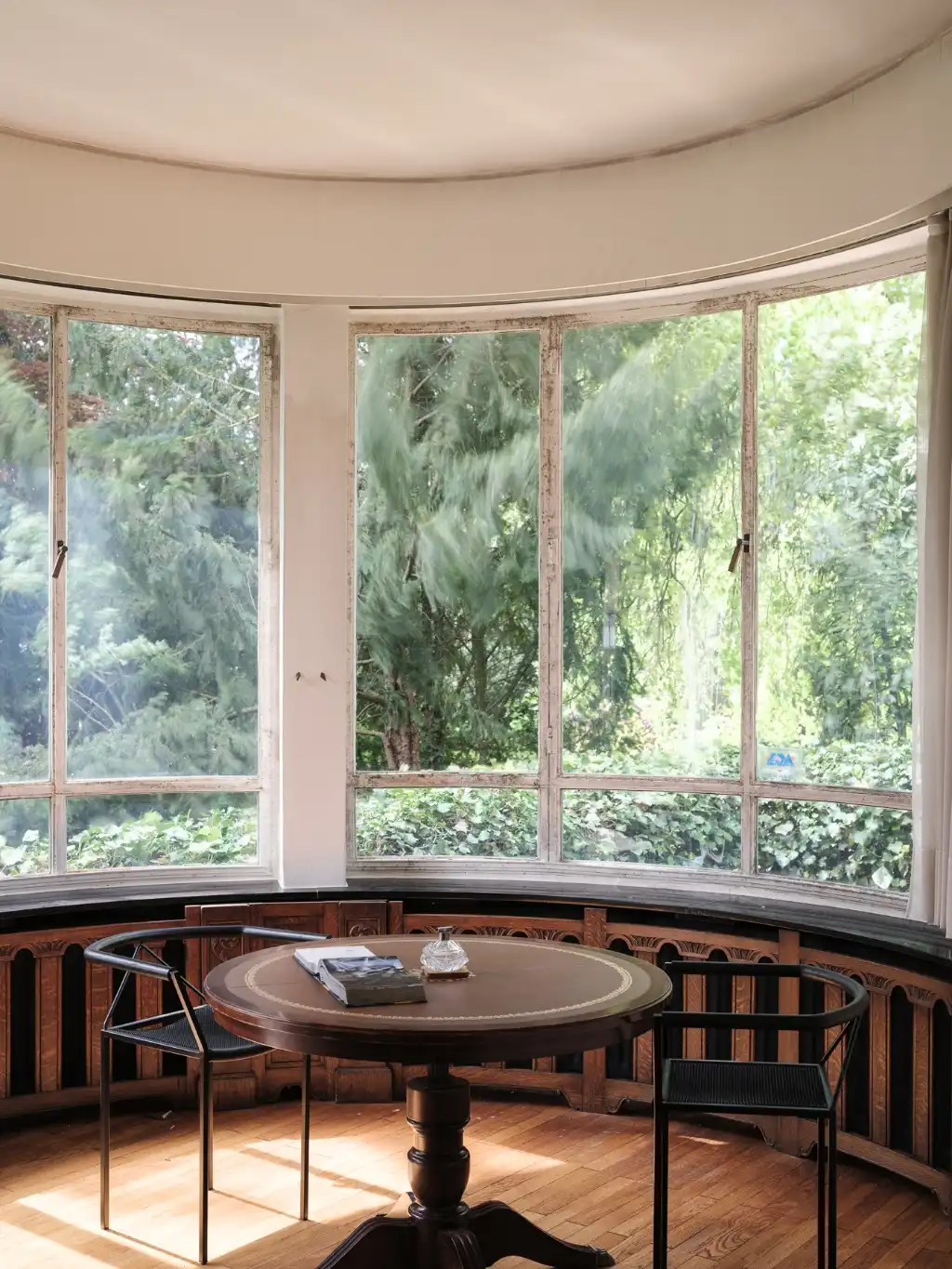 Omgeving Sint-Pieters station - Imposante half vrijstaande villa met parktuin, in nieuwe zakelijkheid naar een ontwerp van architect&nbsp;Geo&nbsp;Bontinck (1935). foto 15