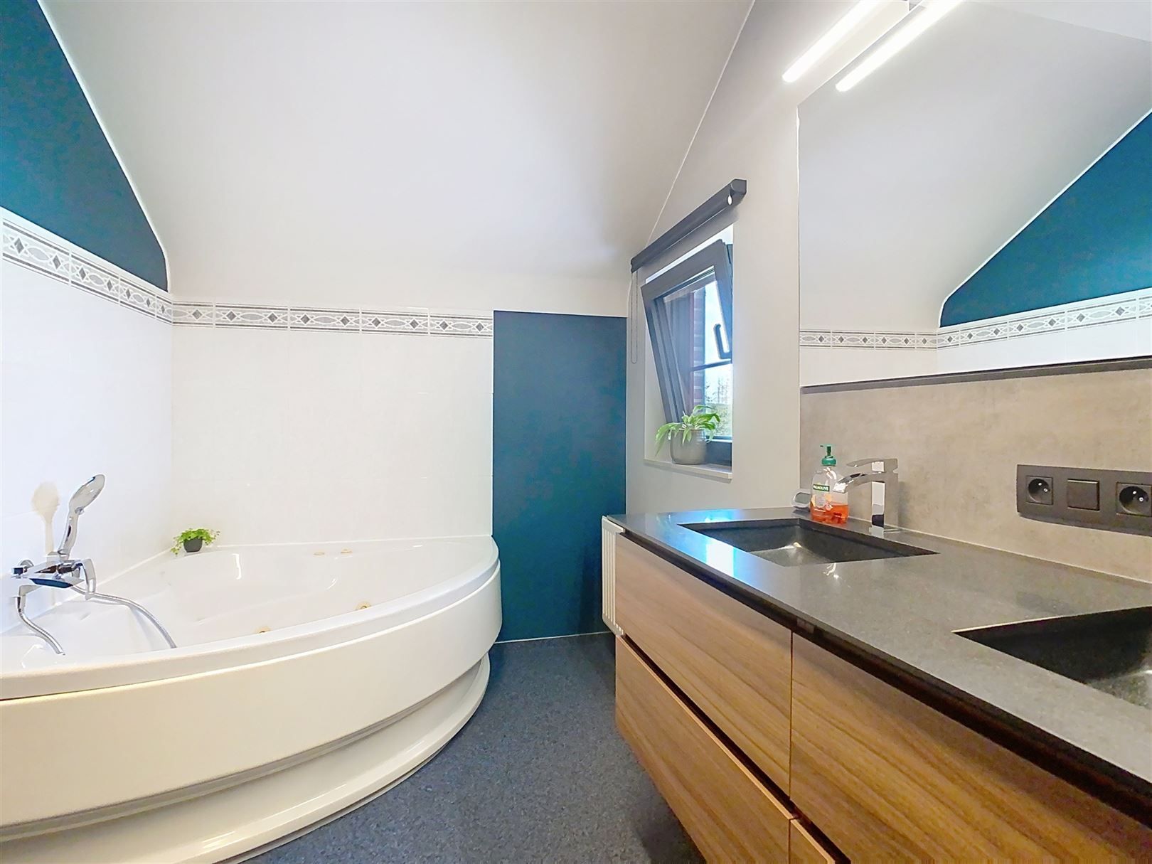 Ruime villa, 3/4 slpks, garage, terras, tuin, 23a 85ca foto 54