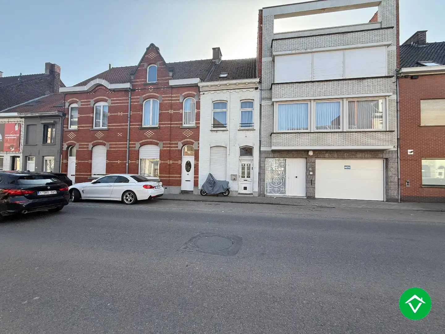 Rijwoning met 2 slaapkamers en koer te Roeselare foto 14