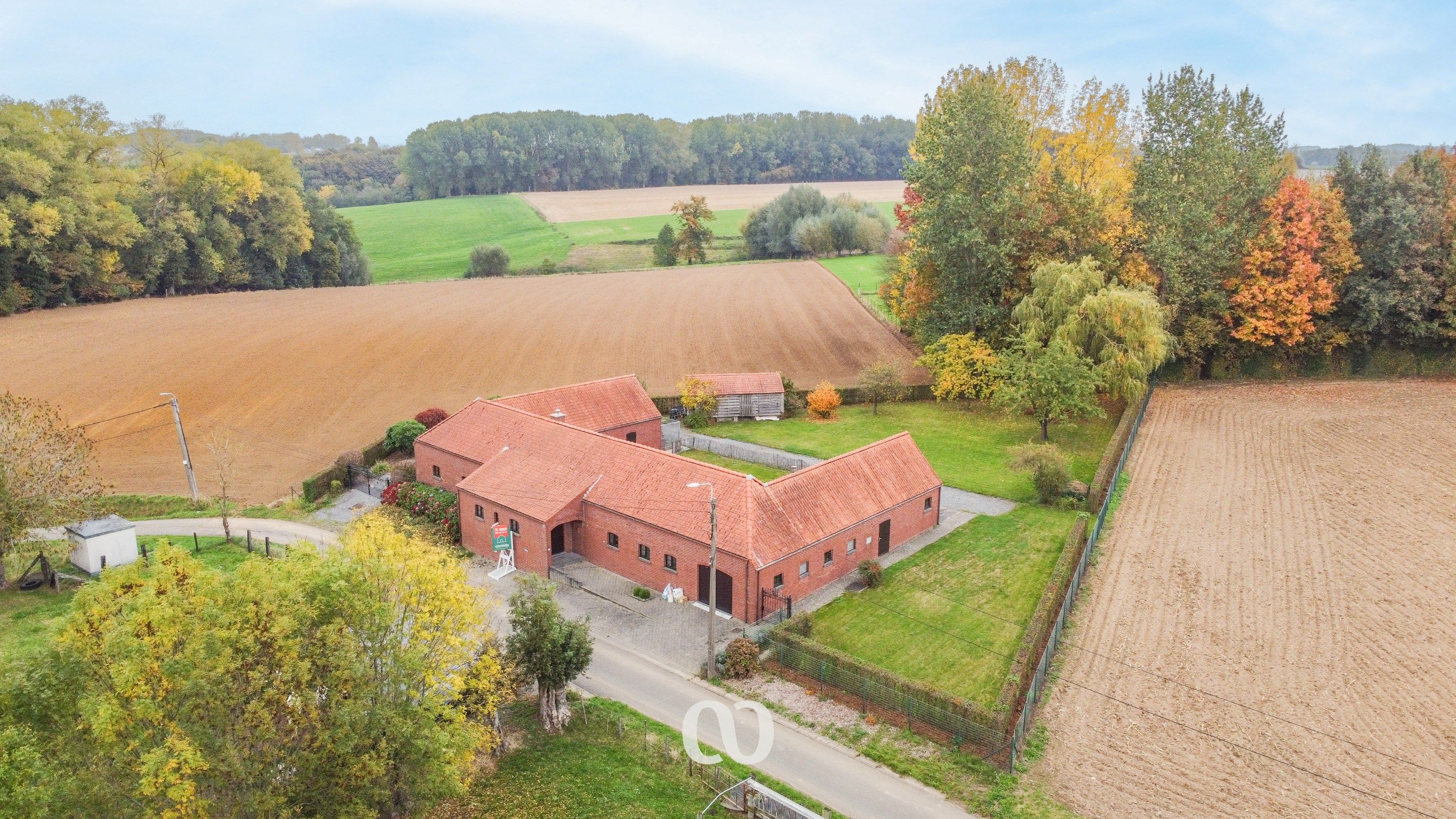 Subliem gelegen gerenoveerde hoeve foto 3