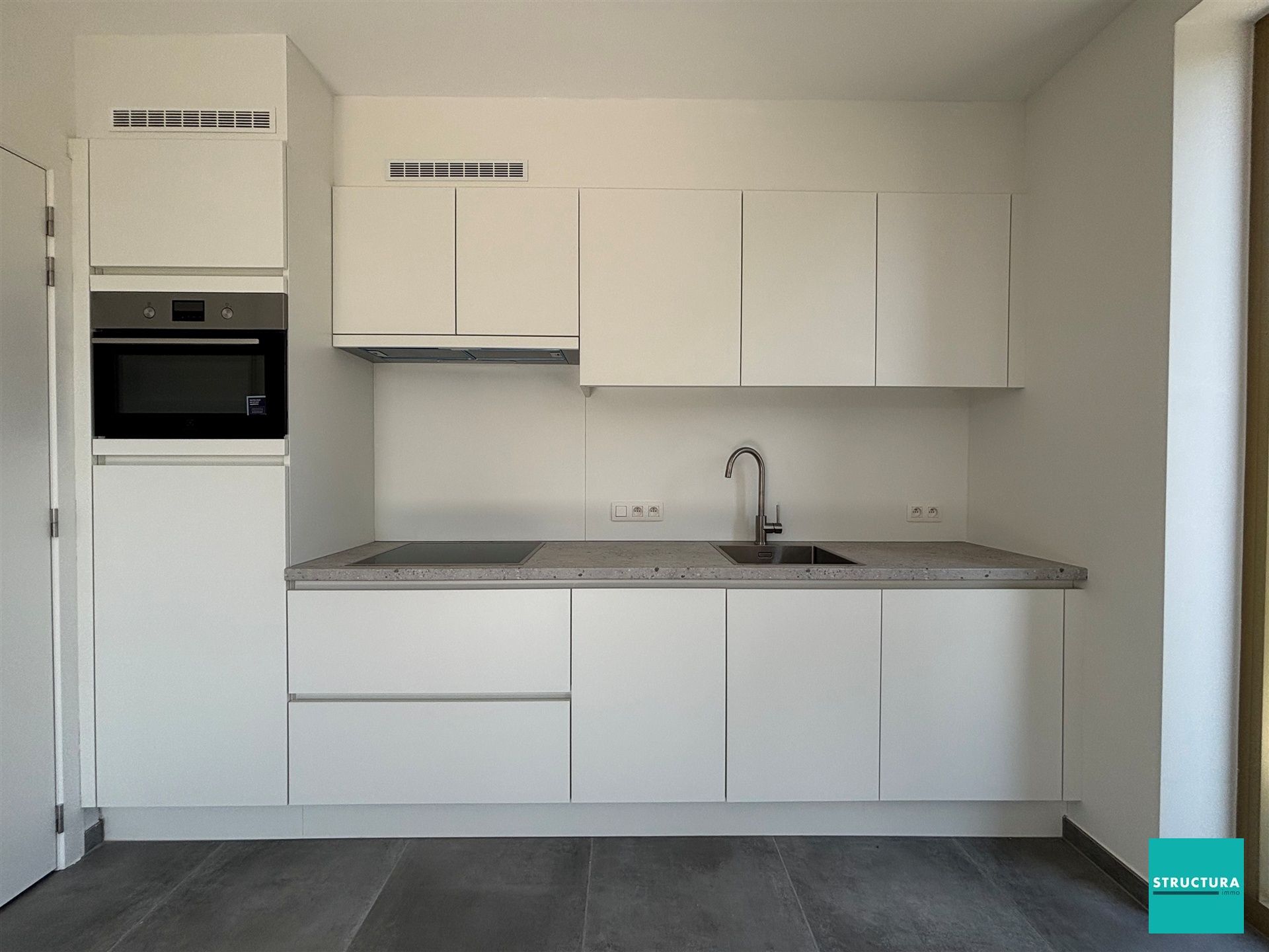 Appartement met 2 kamers en 2 terrassen foto 5