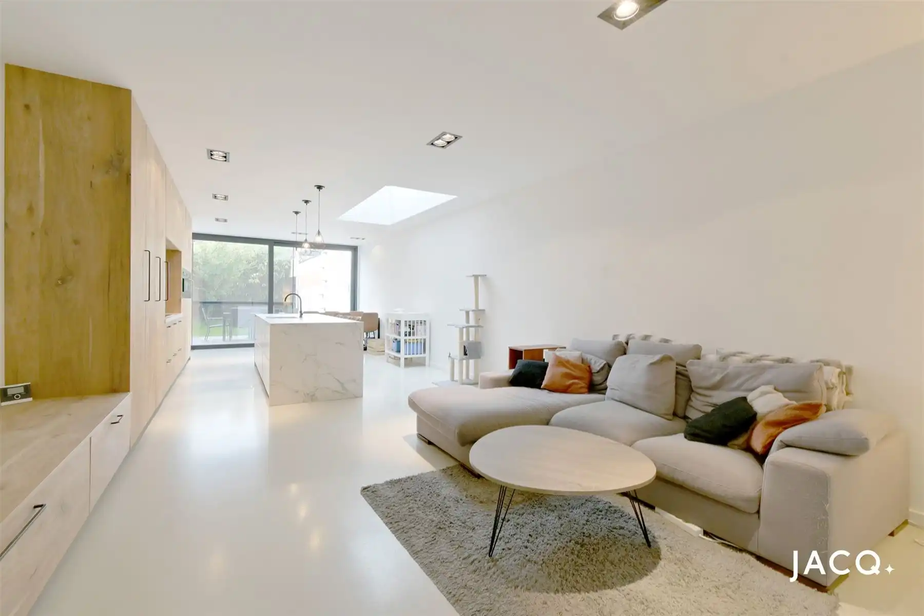 Karaktervolle, volledig gerenoveerde woning te Deurne ! foto 7