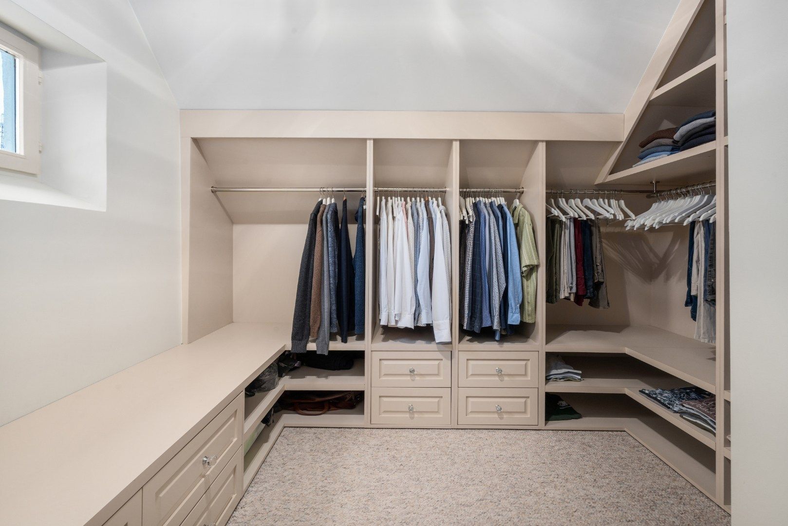 Uiterst charmante halfopen bebouwing met weidse zichten op een perceel van 2012m²  foto 37