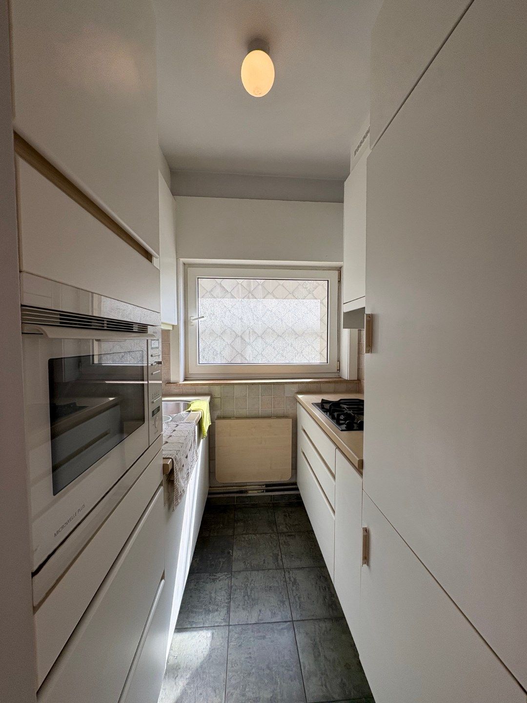 Te koop: Op te frissen appartement met zeezicht – Koksijde foto 3