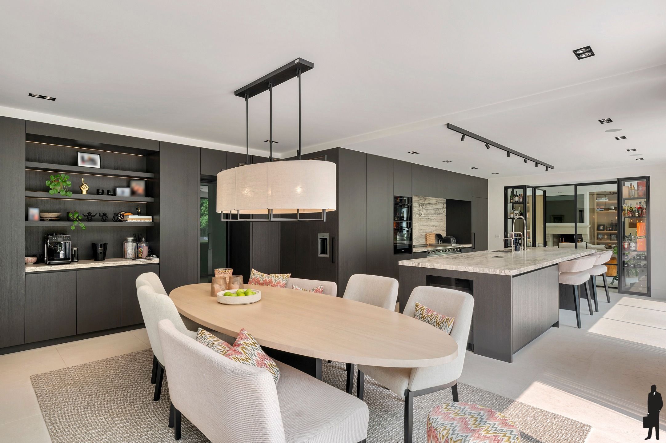 Exclusieve villa met zwembad en bijgebouw op 6.457 m² foto 16