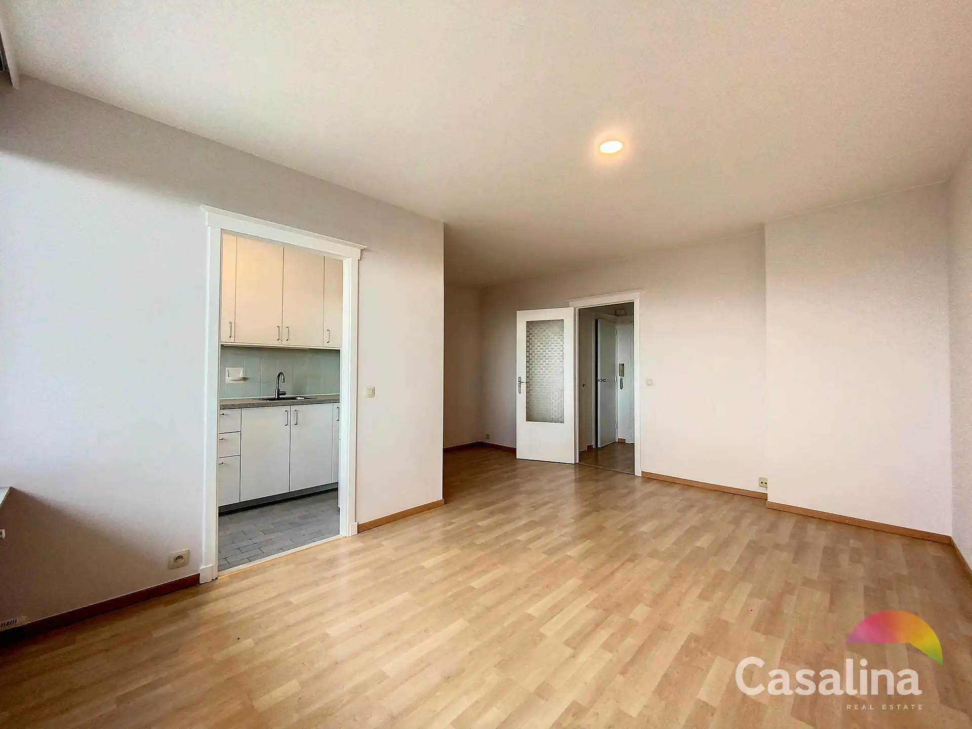 CASALINA Real Estate - Gezellige studio met terras foto 4