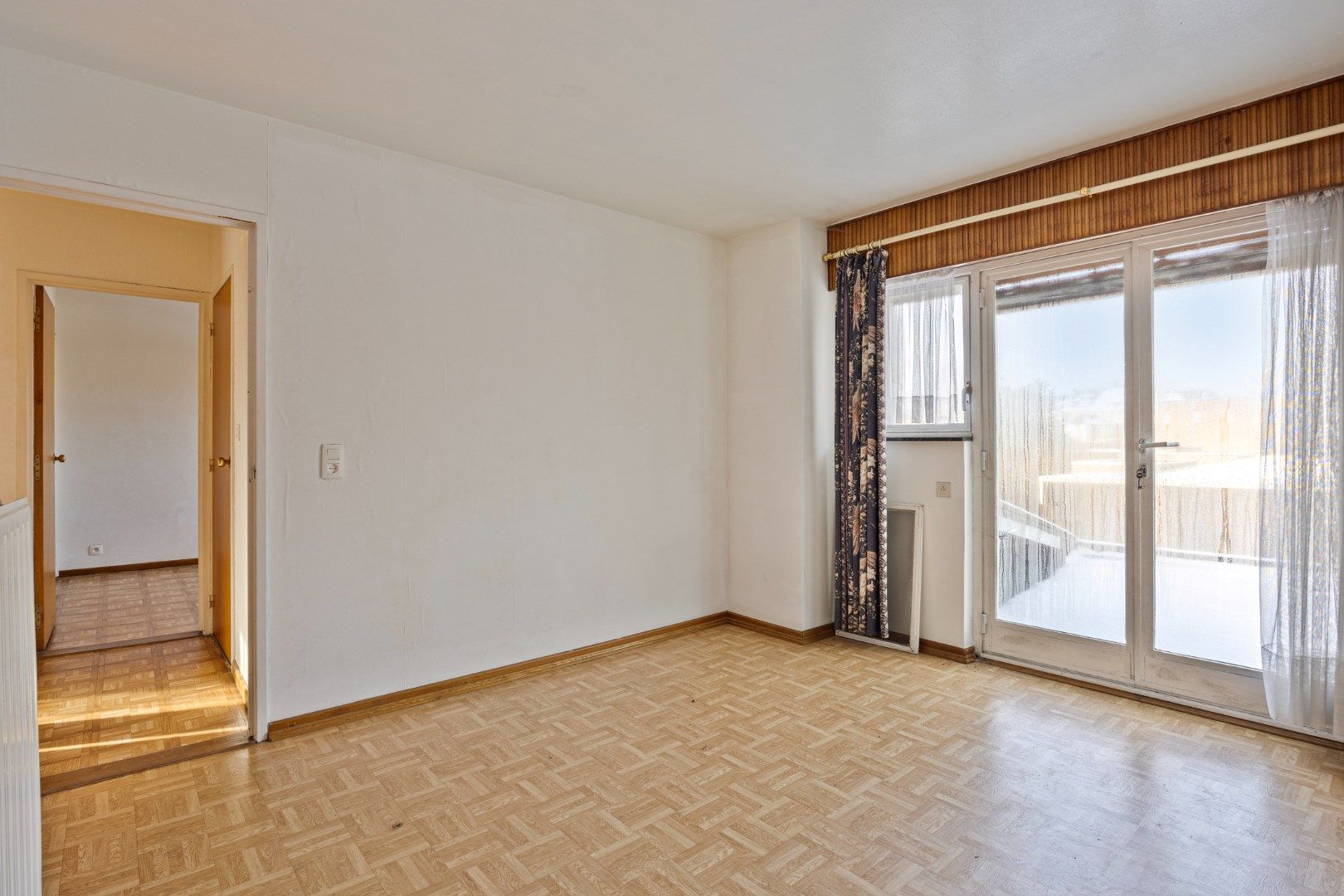 Ruime te renoveren gezinswoning met 4 slpks in het centrum van Herentals ! foto 15