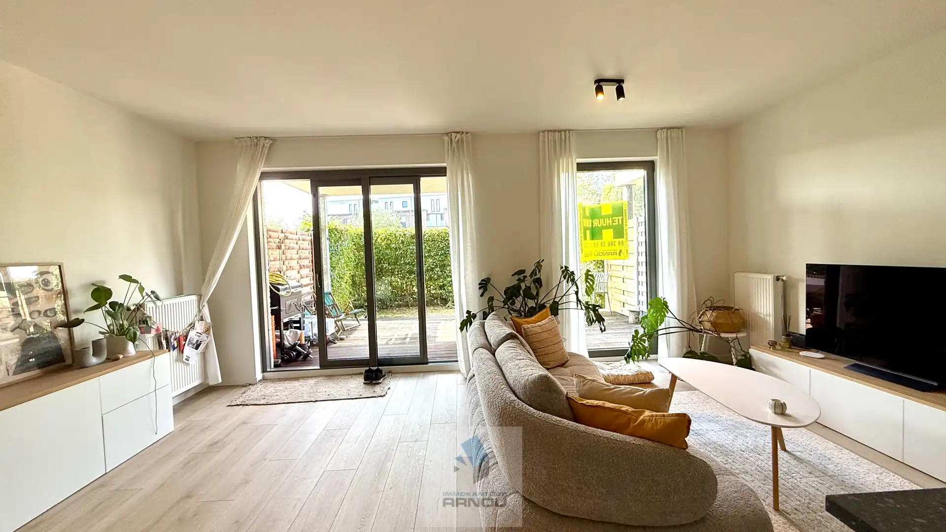 Centraal gelegen, gelijkvloers appartement met 2 slaapkamers en ruim terras met zicht op de Leie foto 7