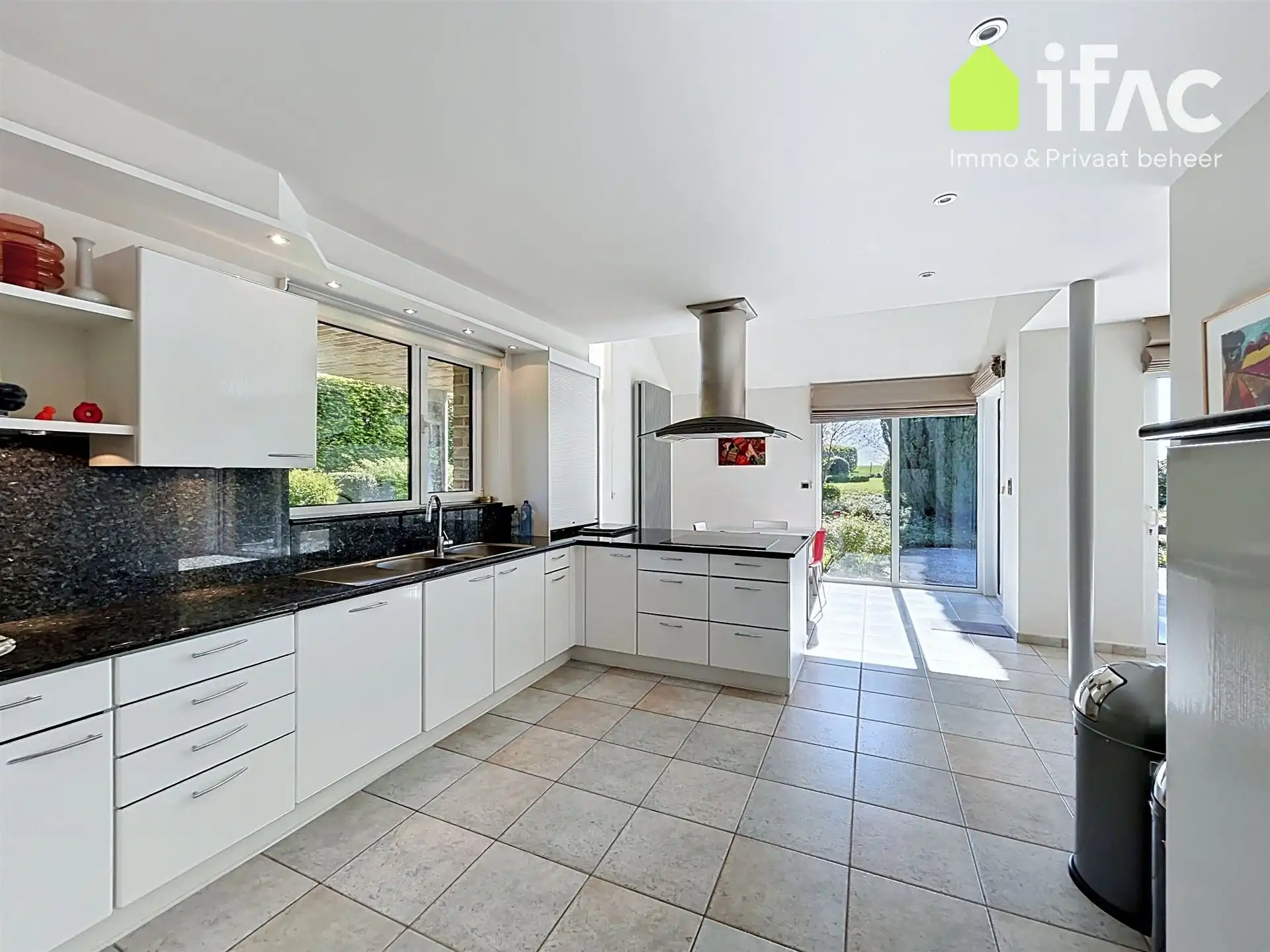 Ruime en energiezuinige villa op toplocatie foto 15