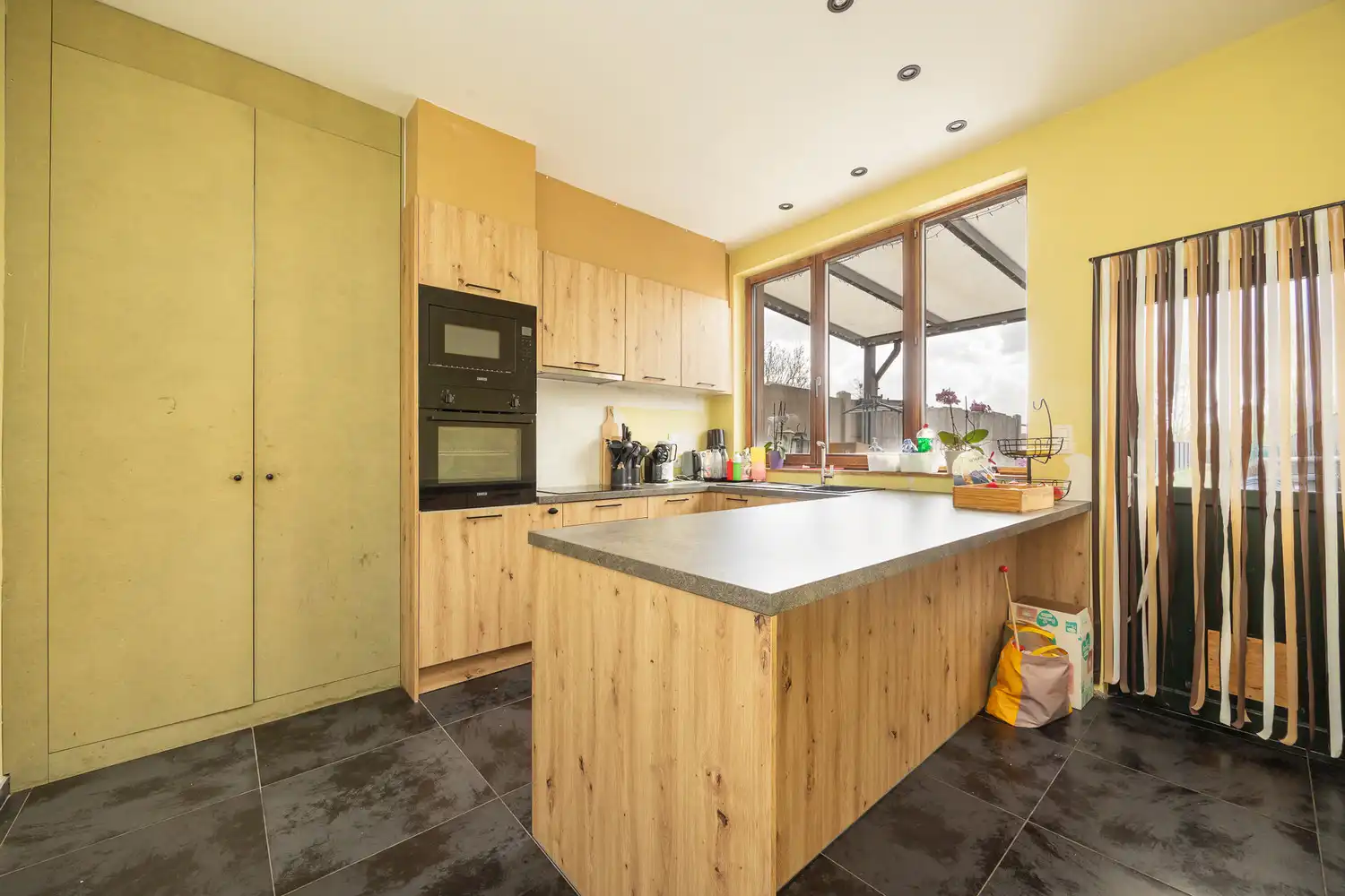 Charmante en instapklare starterswoning met grote Zuid-tuin foto 13