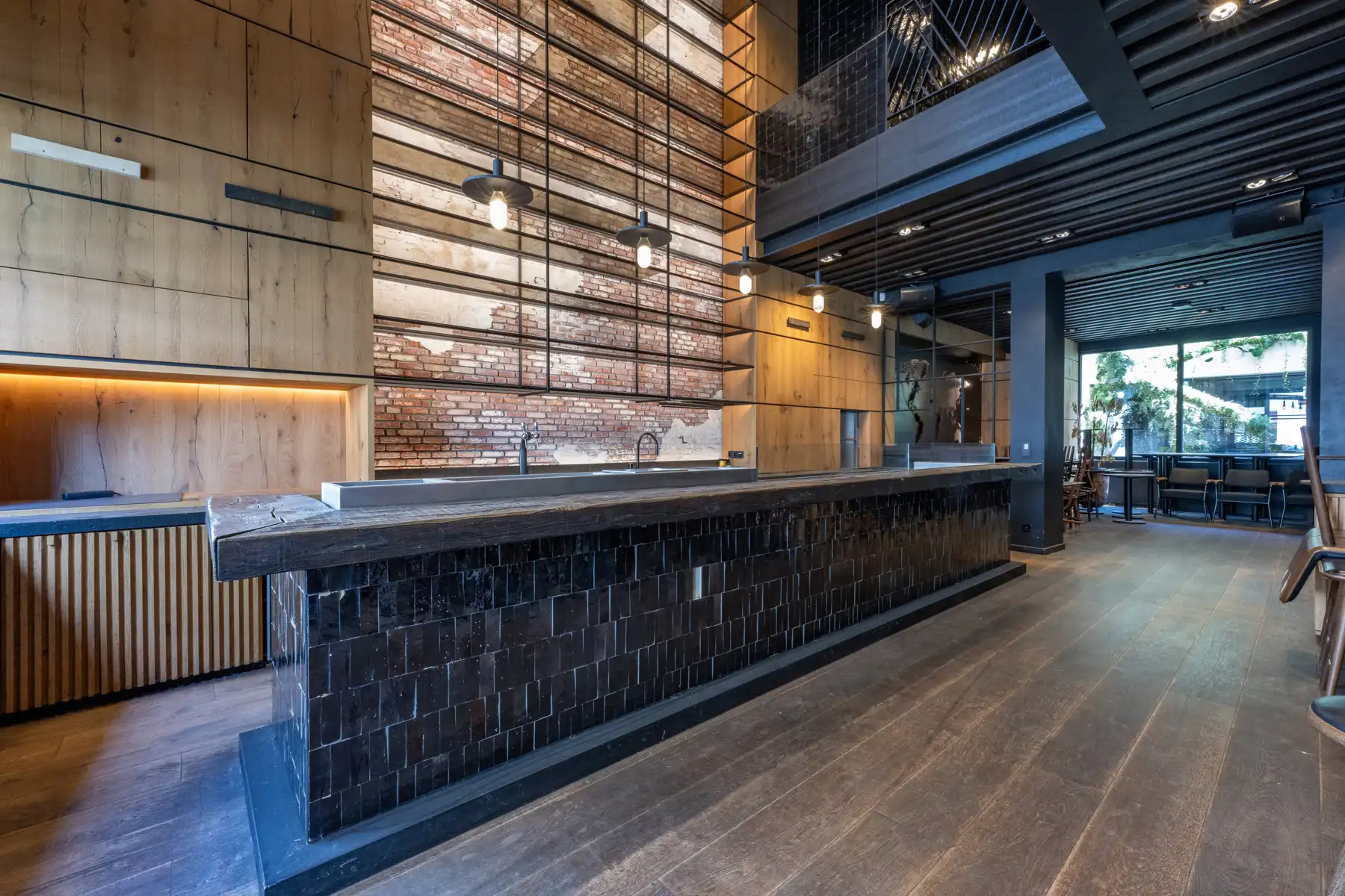 Exclusief horecapand met terras op toplocatie foto 4