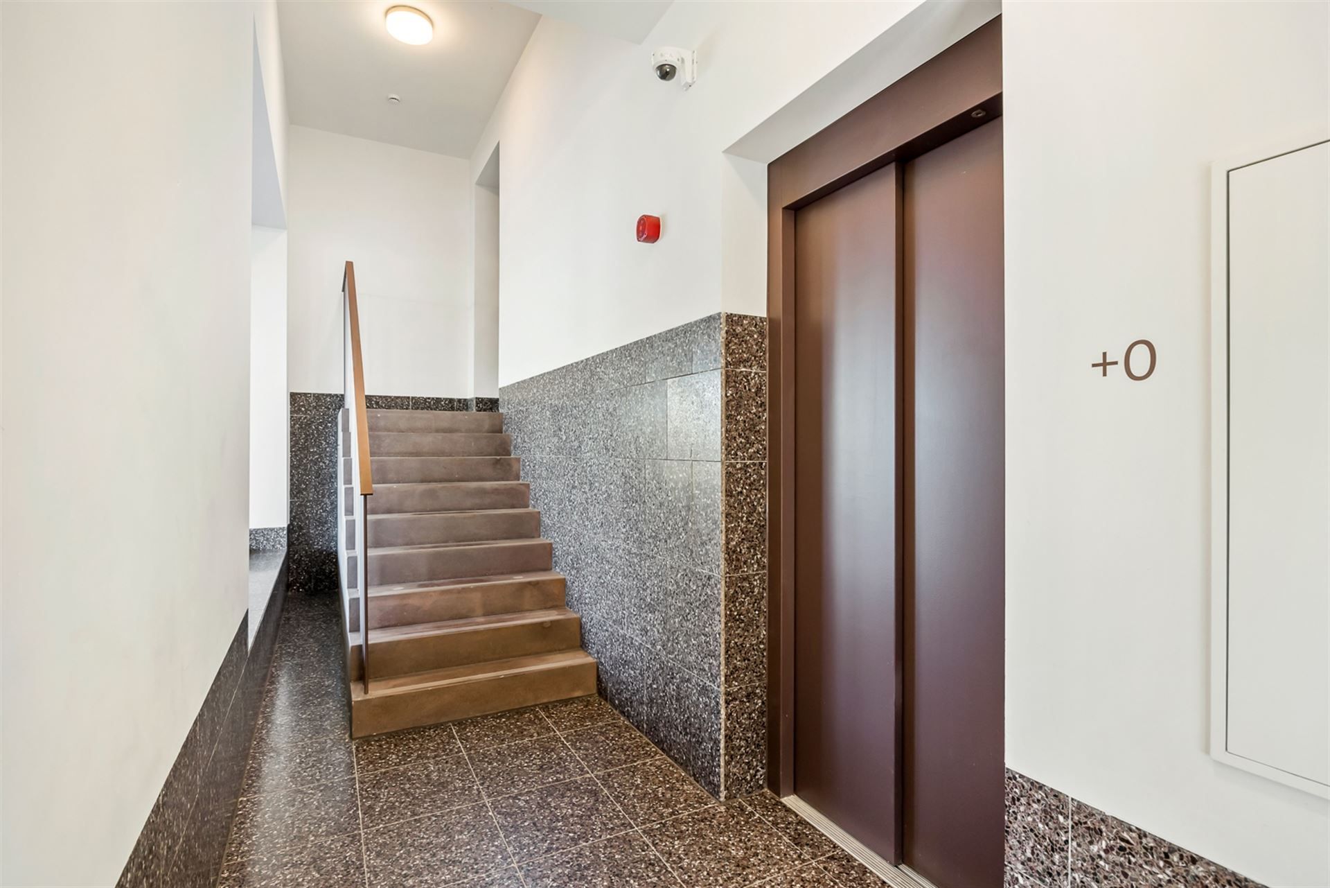 Nieuwbouwstudio met Overdekt Terras en Zicht op Schelde foto 10