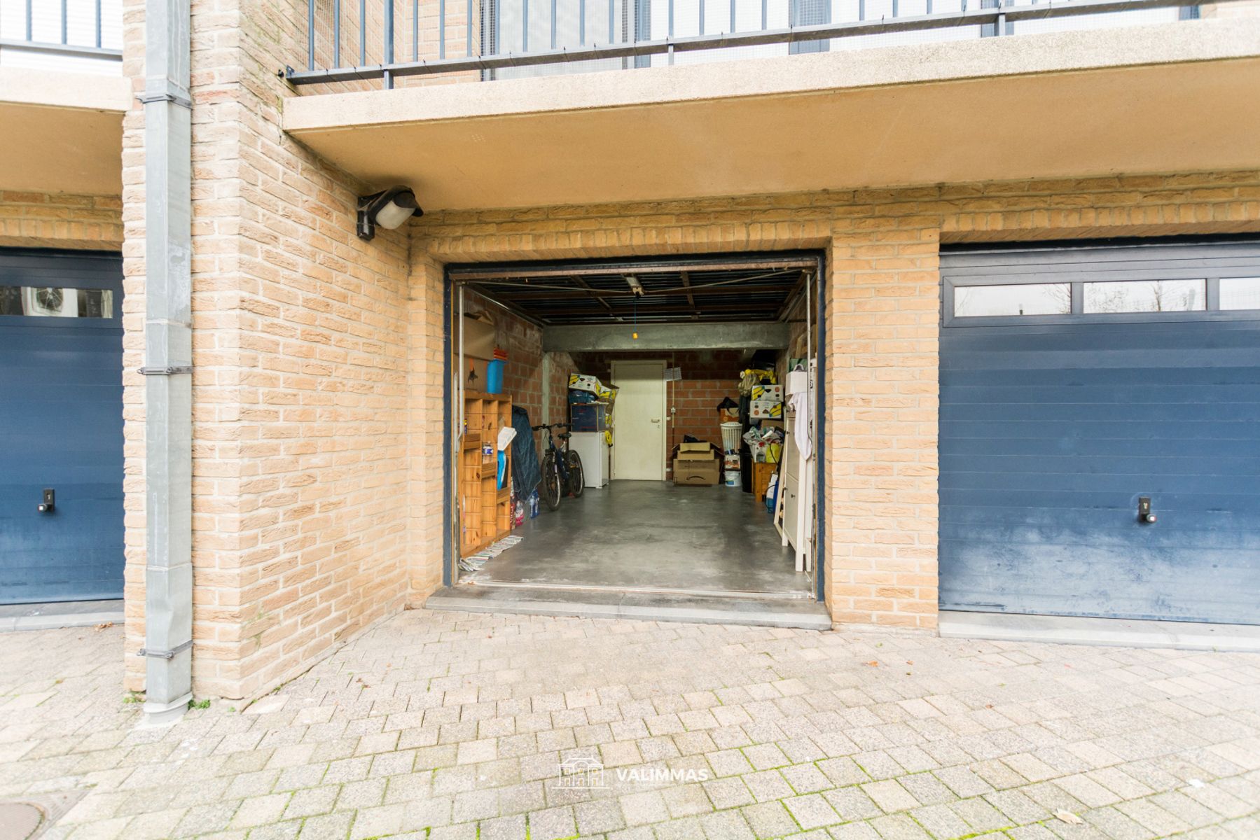 Verzorgd en instapklaar appartement met 2 terrassen & garage foto 15