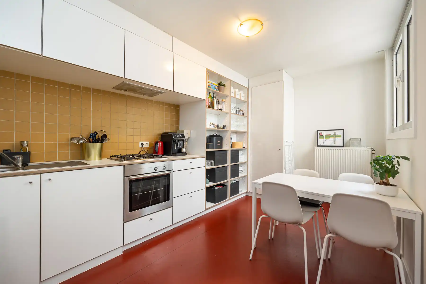 Tof 1-slaapkamerappartement in een prachtig art-deco gebouw! foto 5