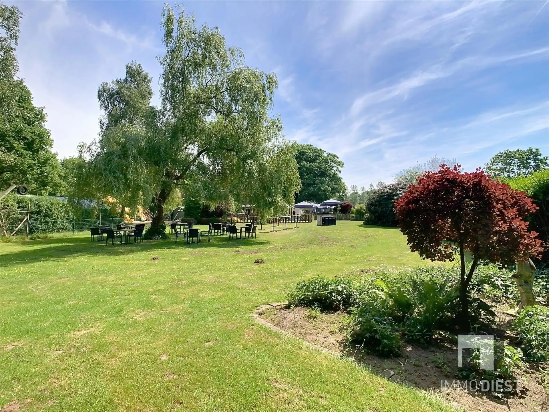 Brasserie - restaurant - feestzaal - privéwoonst foto 3