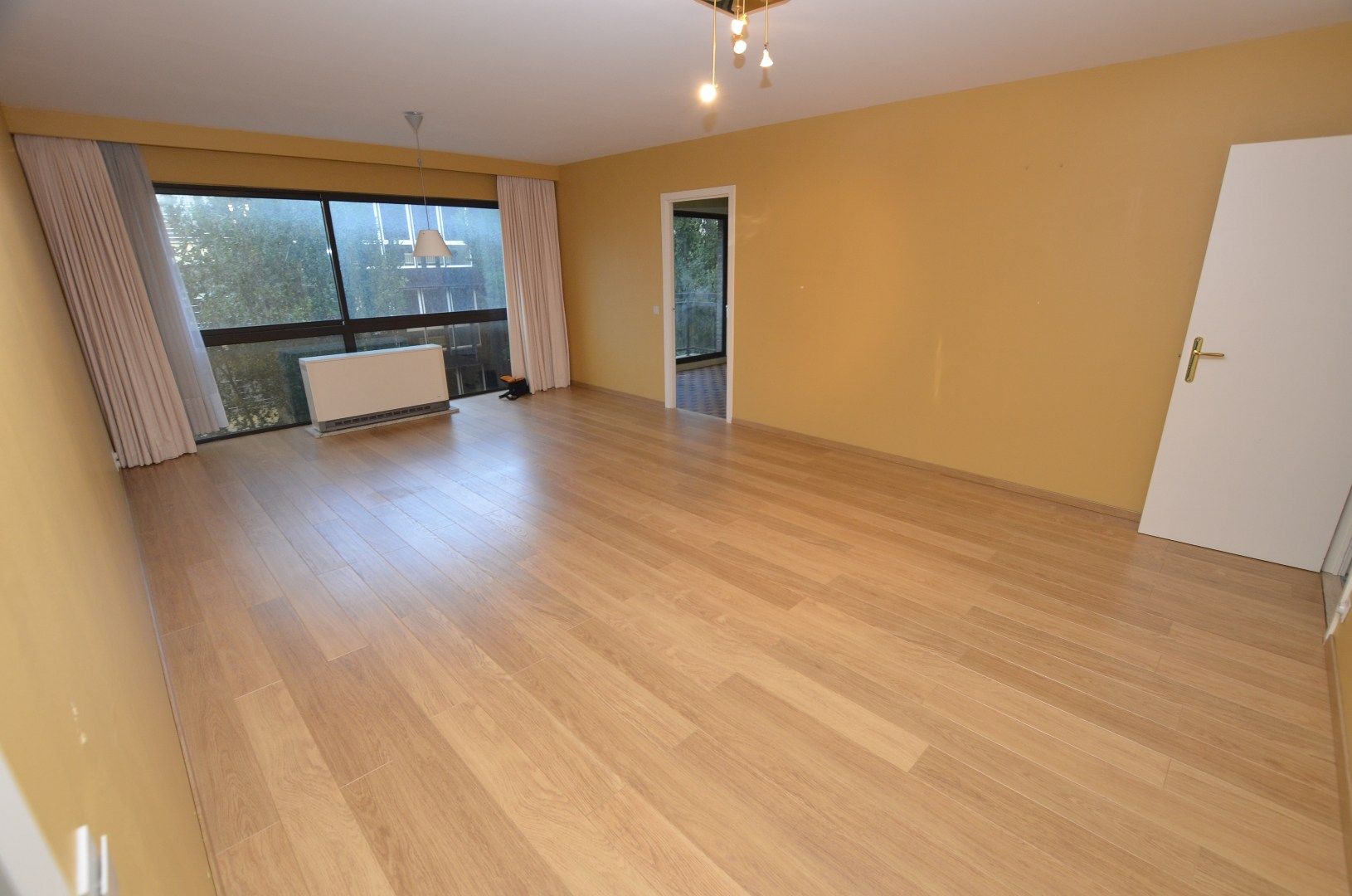 Mooi gelegen appartement foto {{pictureIndex}}