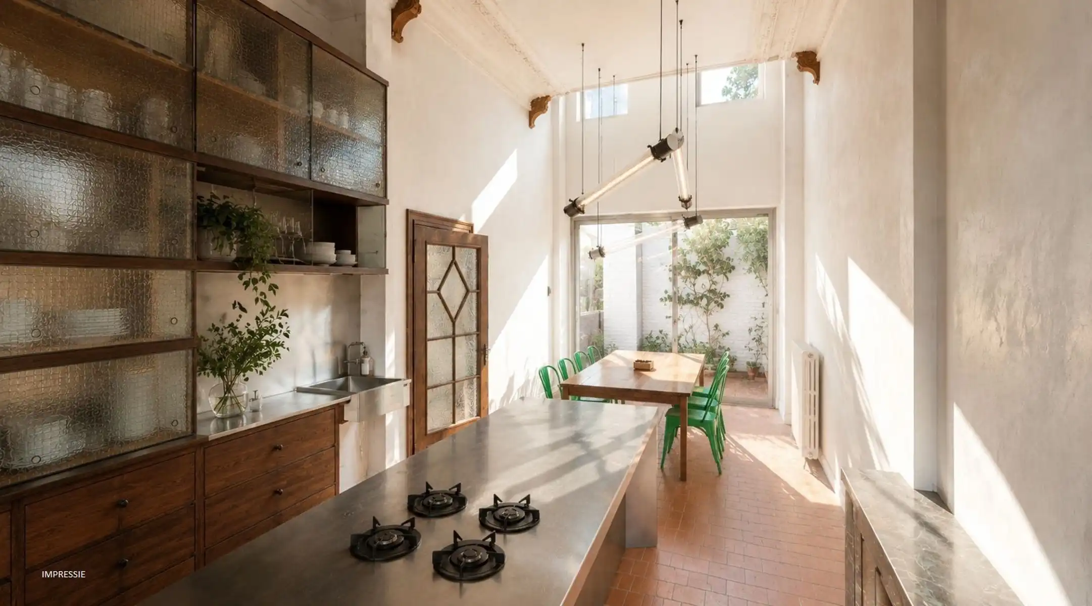 Karaktervol renovatieproject op toplocatie in Borgerhout! foto 3