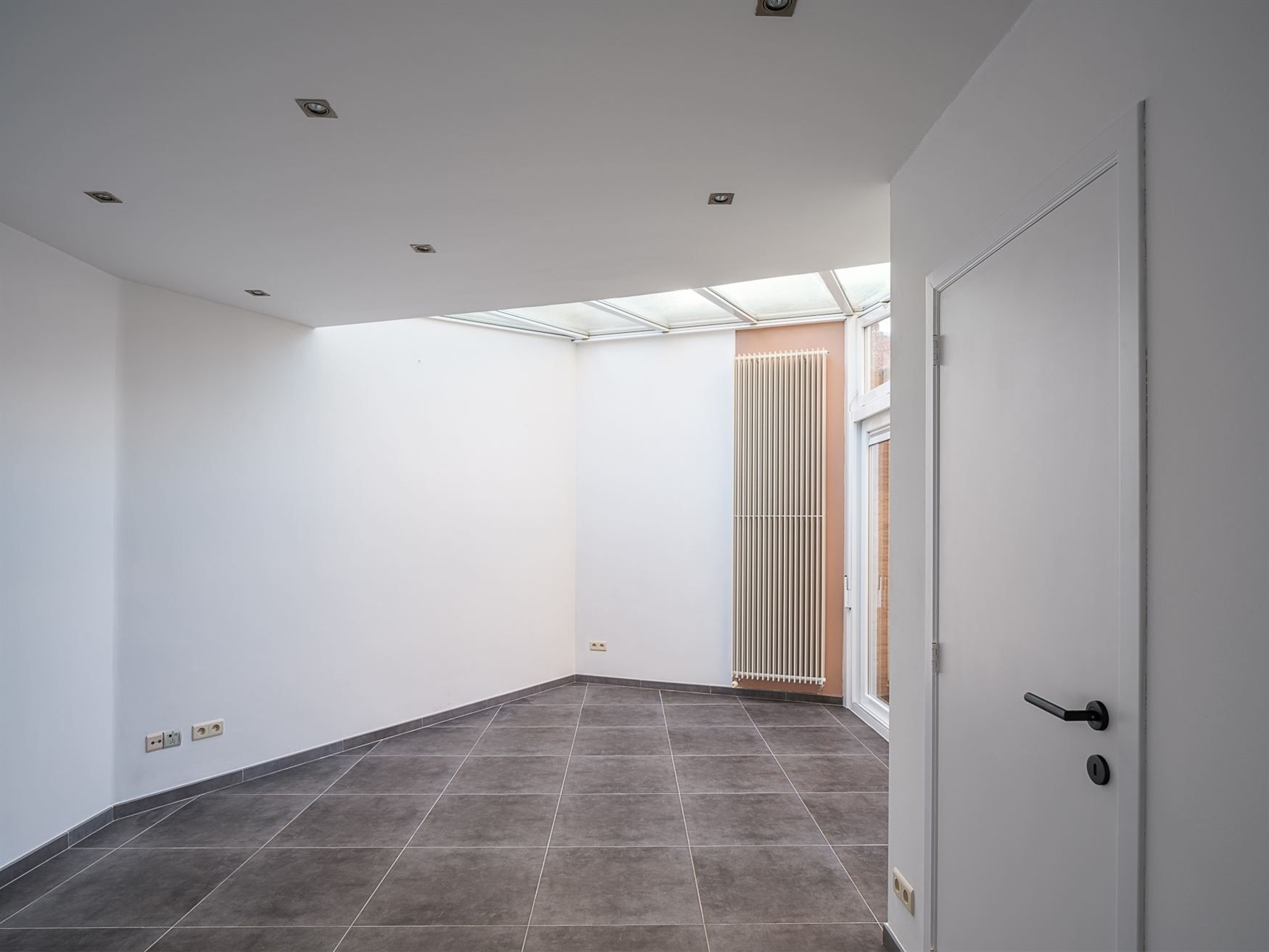 Hippe stadswoning met zonnige koer foto 3