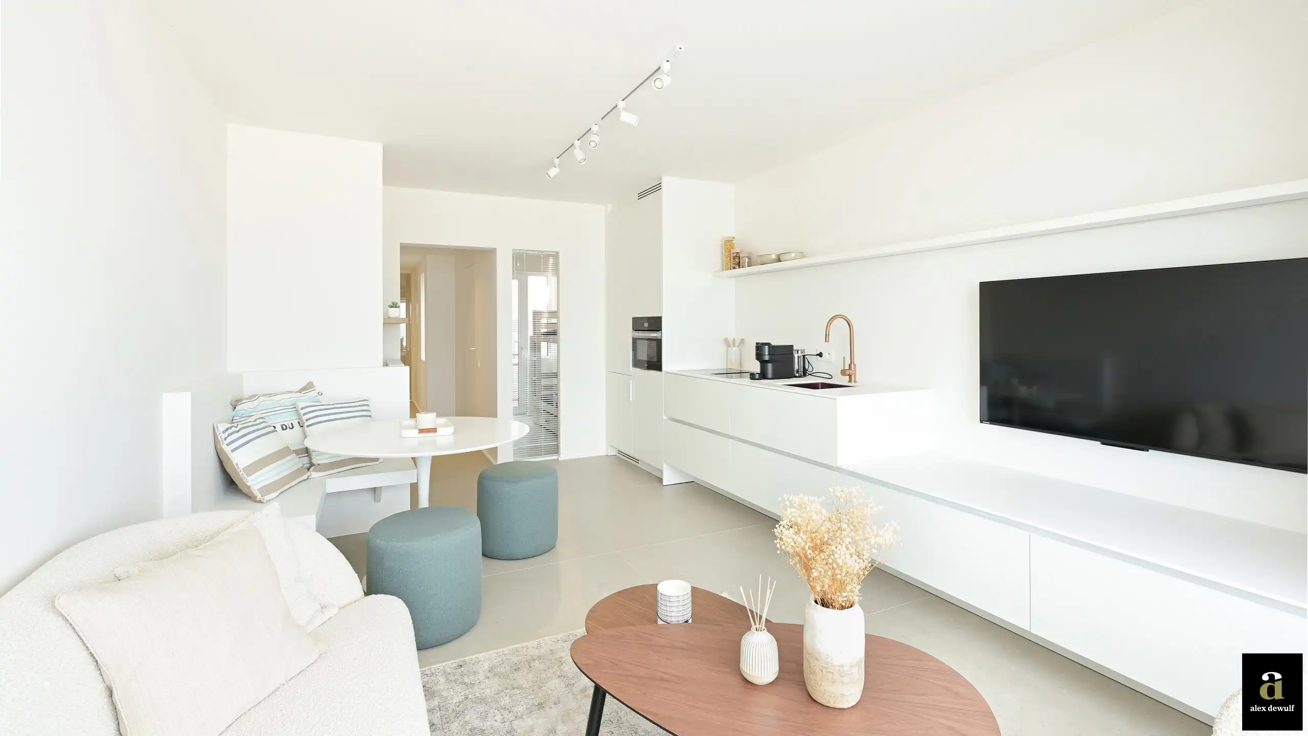 Mooi vakantie-appartement op de Zeedijk nabij het Rubensplein foto 10