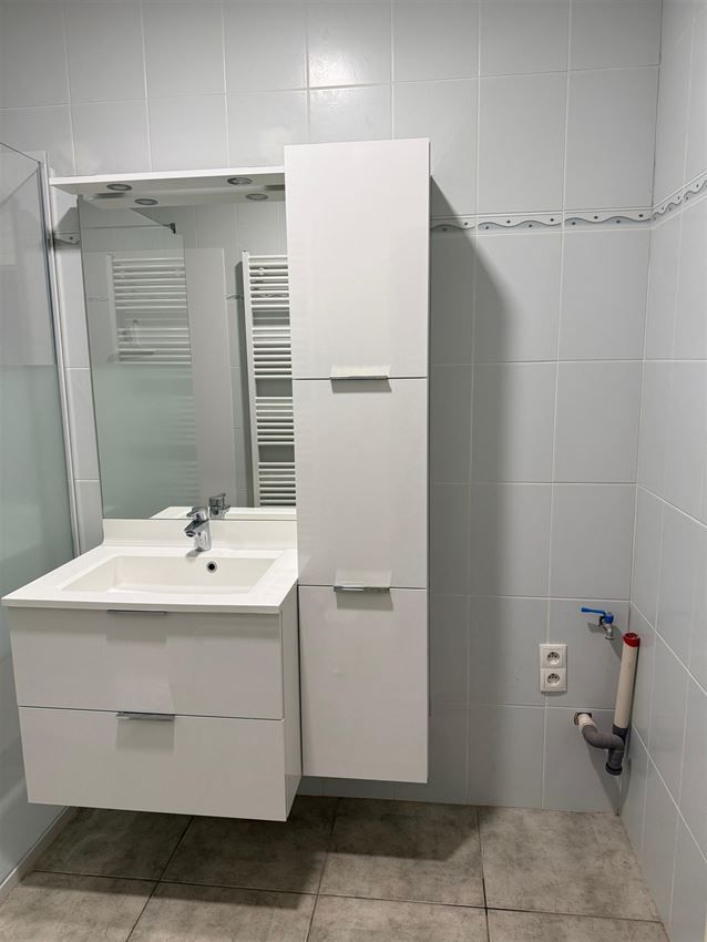 Gunstig gelegen, gelijkvloers appartement met 2 slpk. en terras foto 11