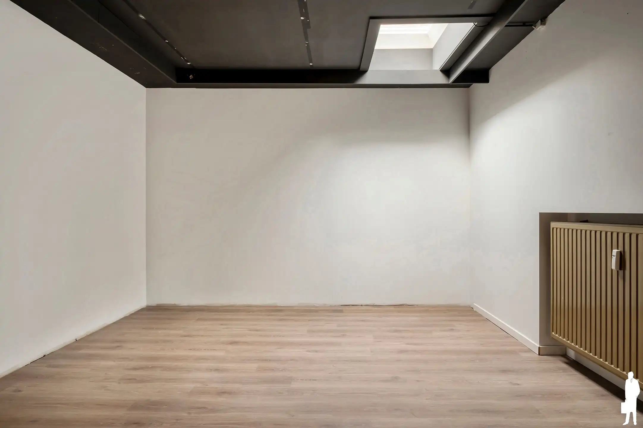 Gelijkvloers handelspand met een oppervlakte van ca. 180m² foto 12
