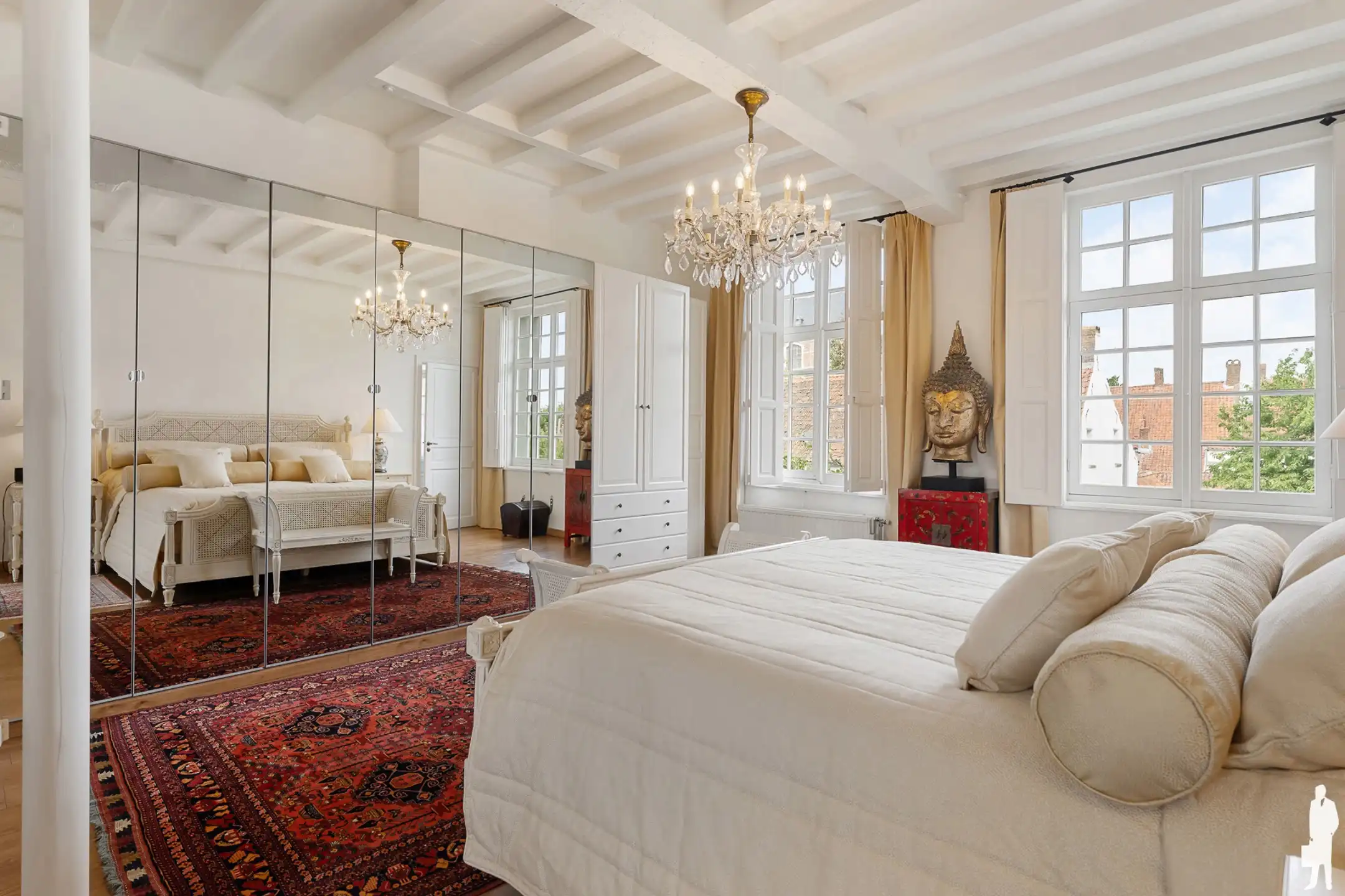 Historische herenhuis in het Begijnhof van Hoogstraten foto 23