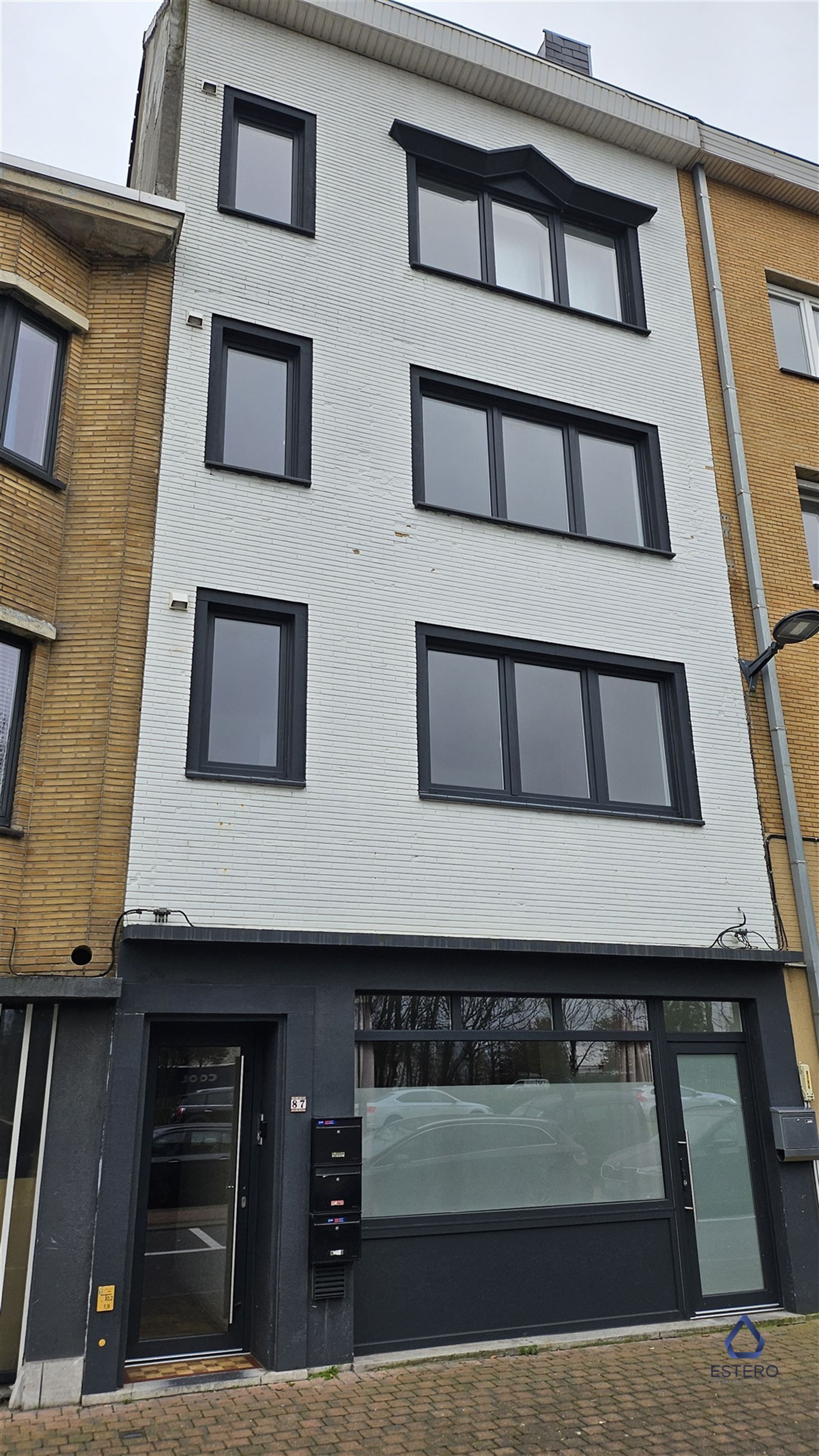 Appartement te huur - Dr. Eduard Moreauxlaan 87 foto 6