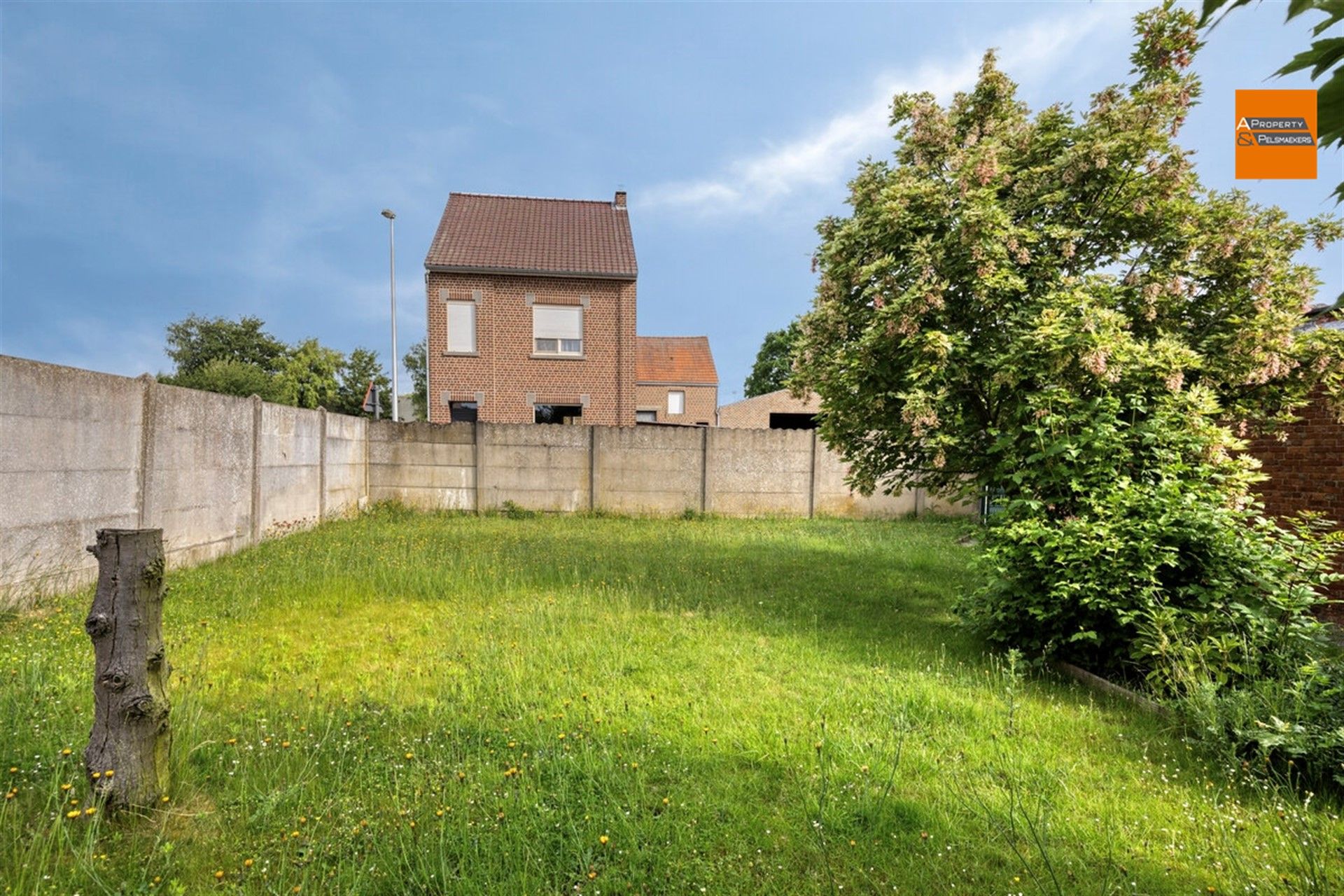 Bungalow met renovatiepotentieel in centrum Erps  foto 18