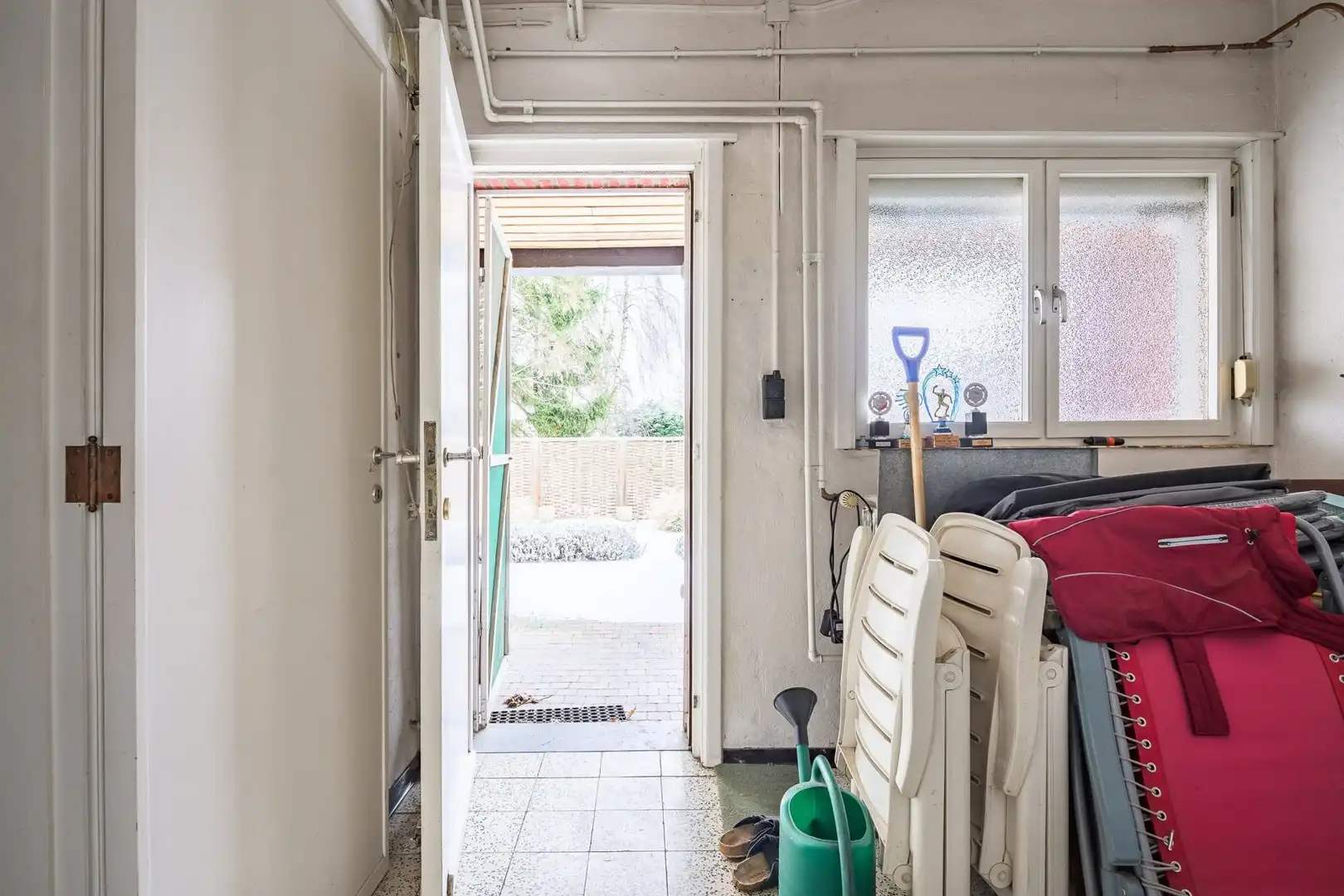 Instapklare woning met garage in een rustige straat! foto 27