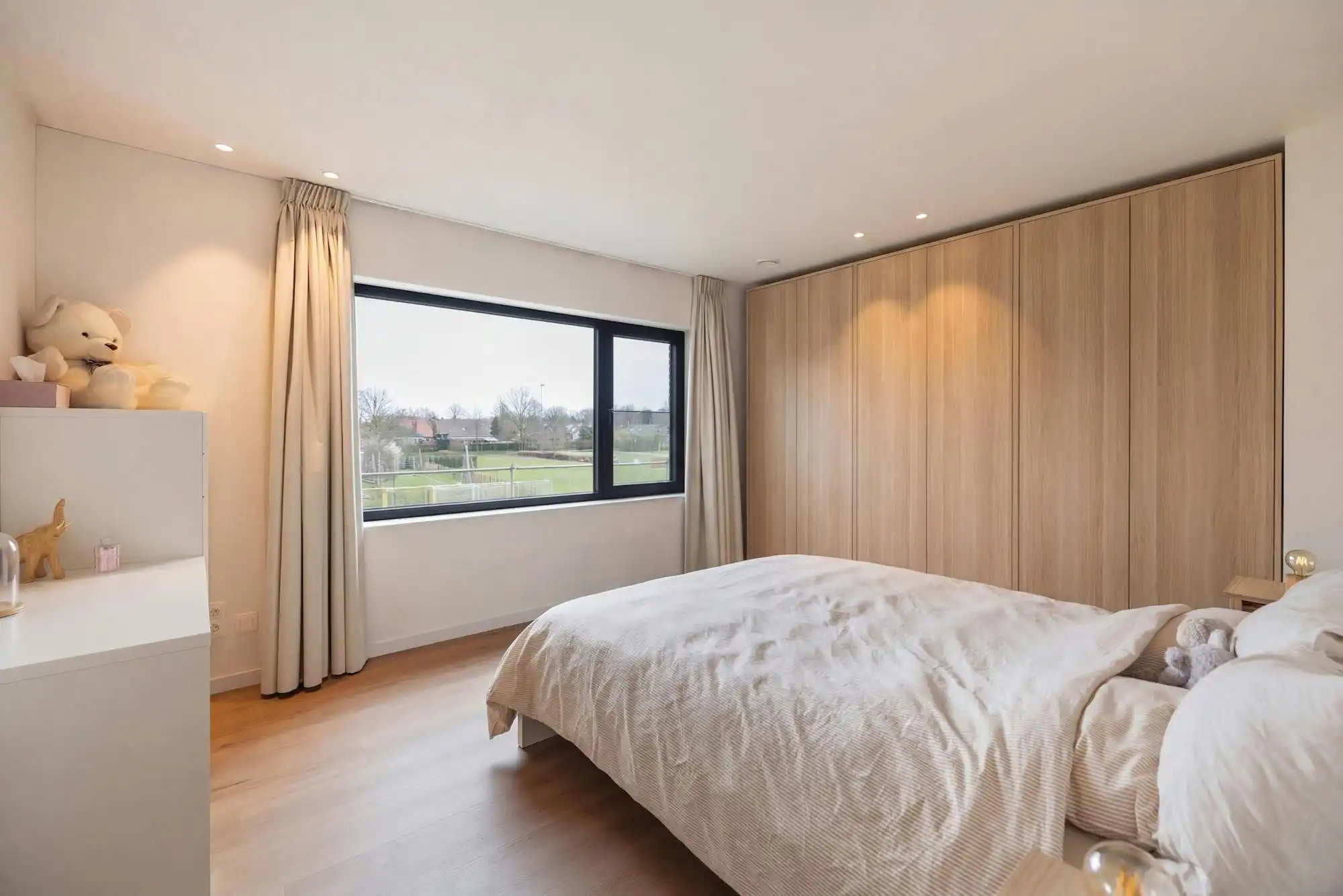 Prachtig afgewerkte woning (EPC A) met magazijn te Branst foto 15