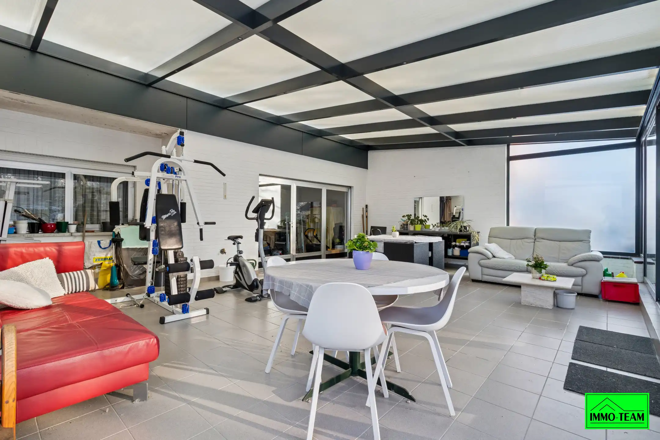 Ruime 2-gevelwoning met garage, tuin en 3 slaapkamers foto 22