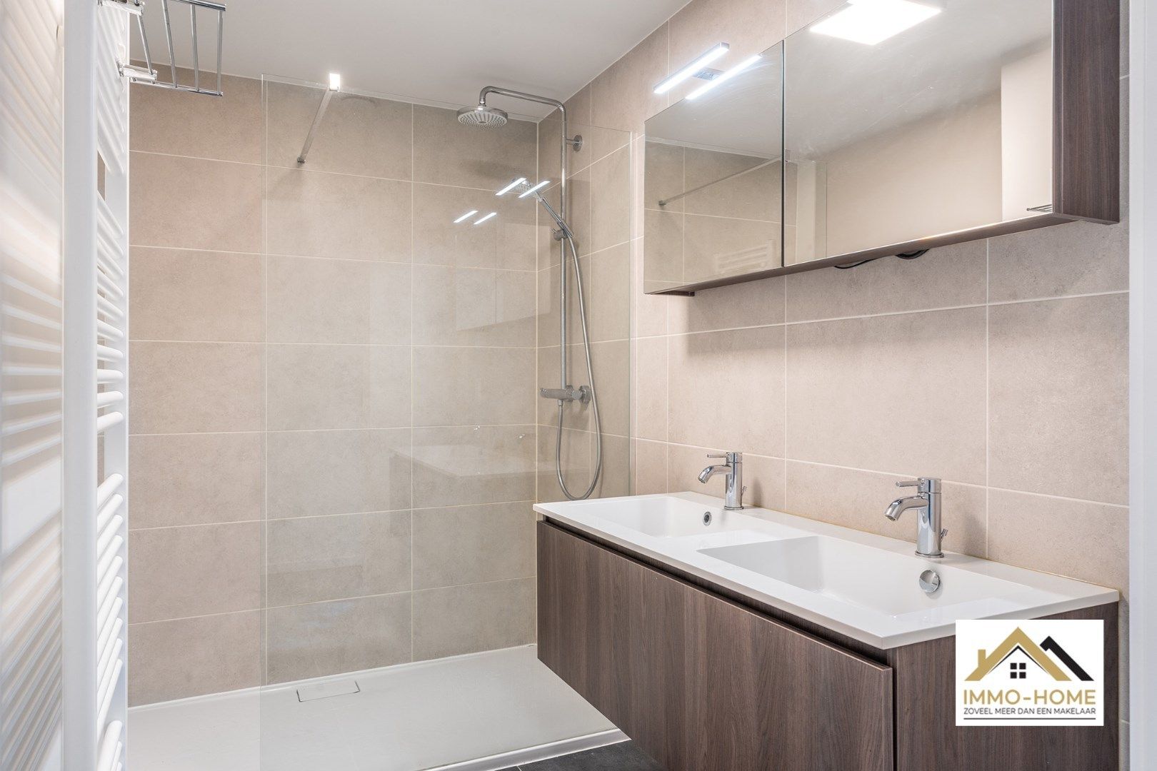 Nieuwbouw appartement met zicht op dokken te Gent foto 13