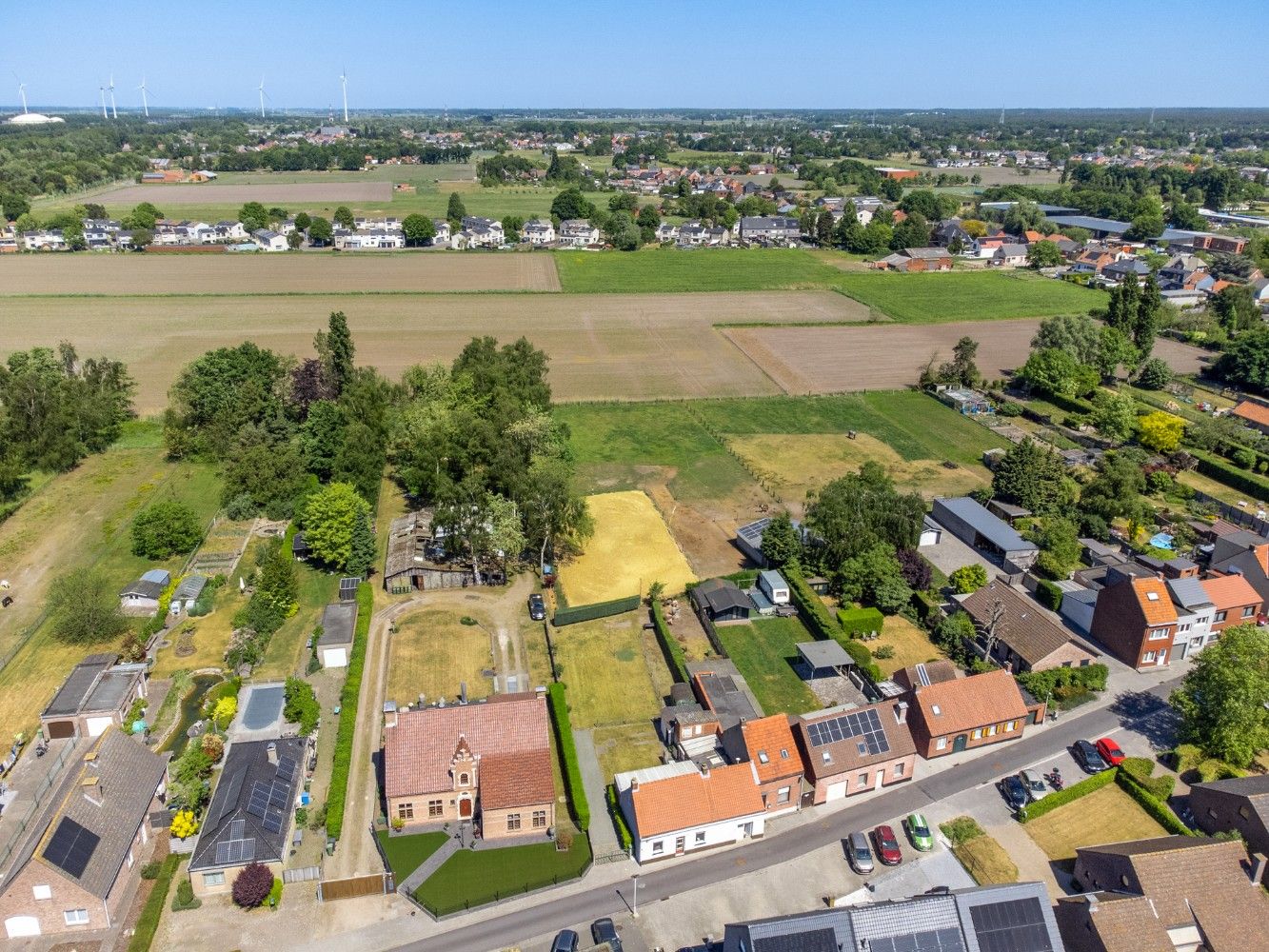 Tof gelegen, te renoveren woning met 2 slpk., garage en tuin foto 39